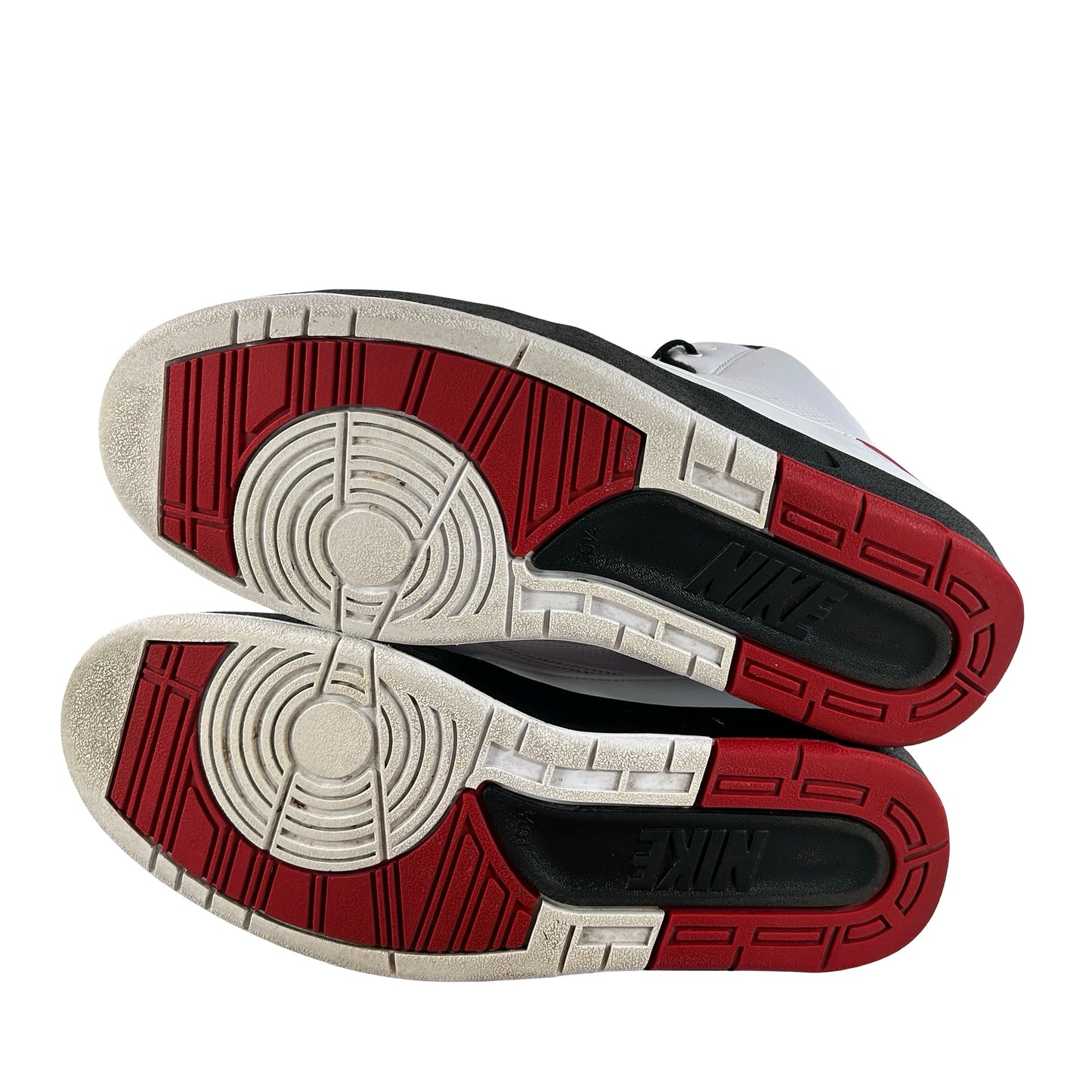 DX2454 106 Jordan 2 Retro OG Chicago (2022) [USED] - 10.5 M (Used10)