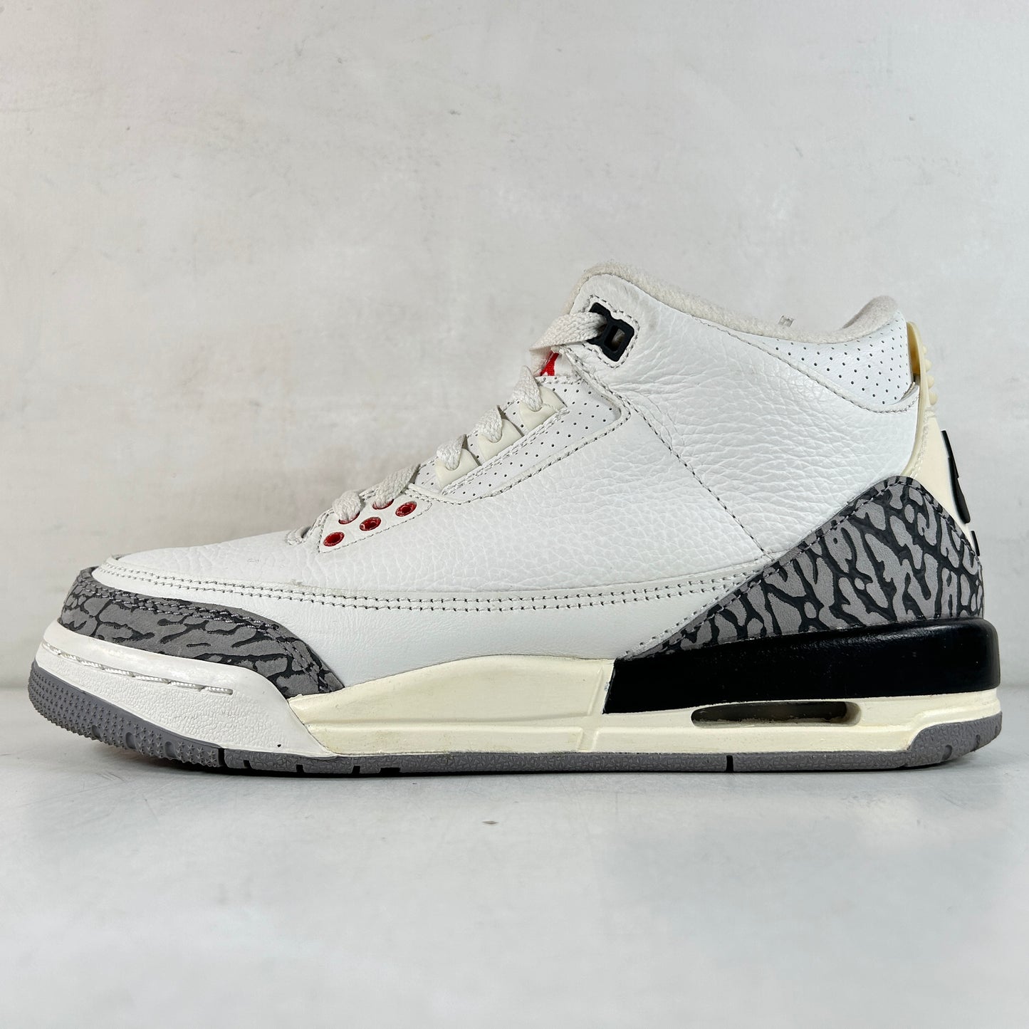 DM0967 100 Jordan 3 Retro White Cement Reimagined (GS) [USED] - 7 Y (Used6)