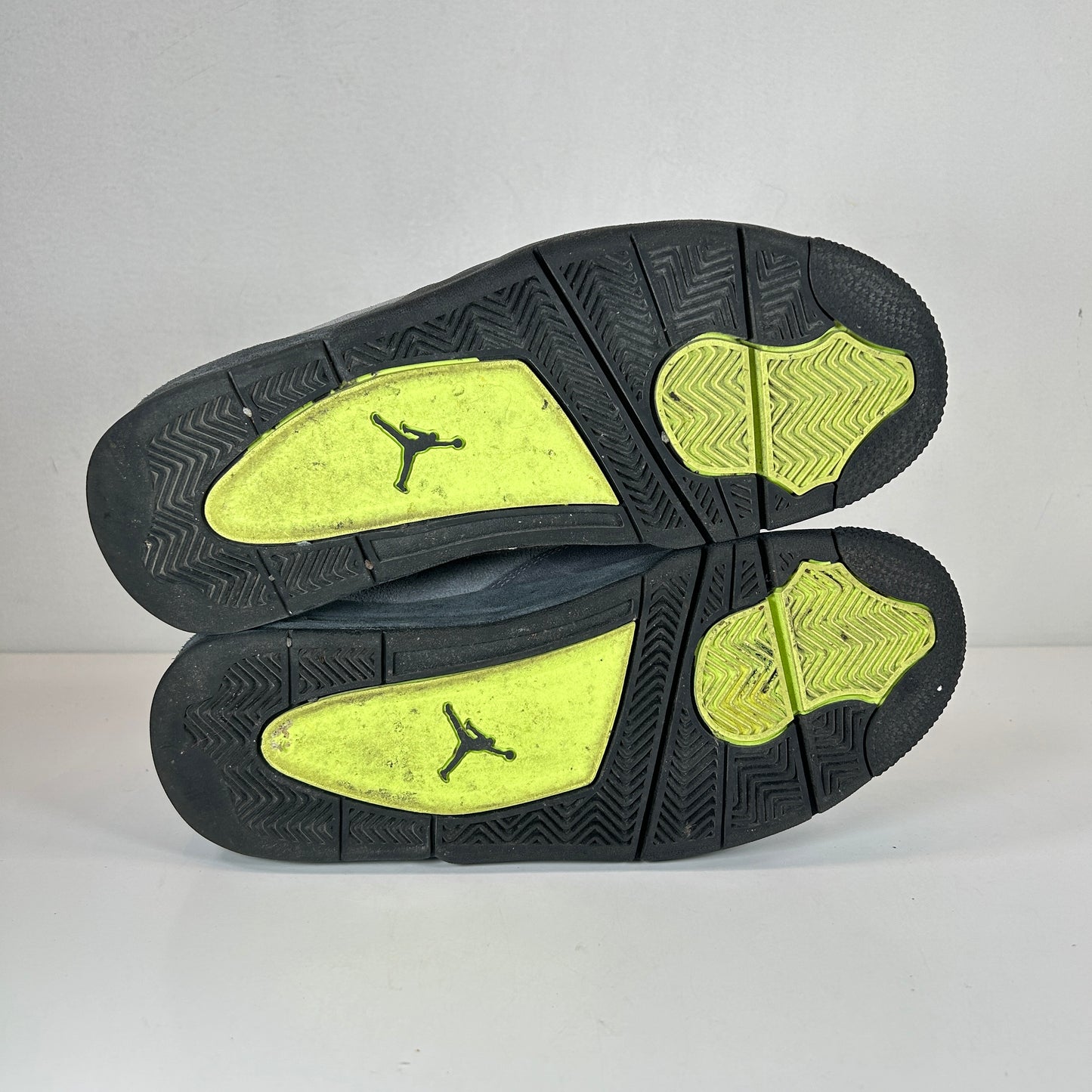 CT5342 007 Jordan 4 Retro SE 95 Neon [USED] - 8.5 M (Used)