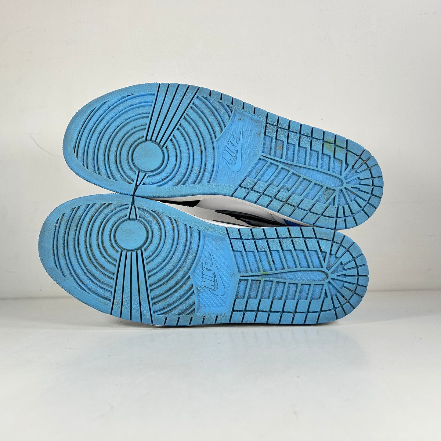 DZ5485 400 Jordan 1 Retro High OG UNC Toe [USED] - 10.5 M (Used4)