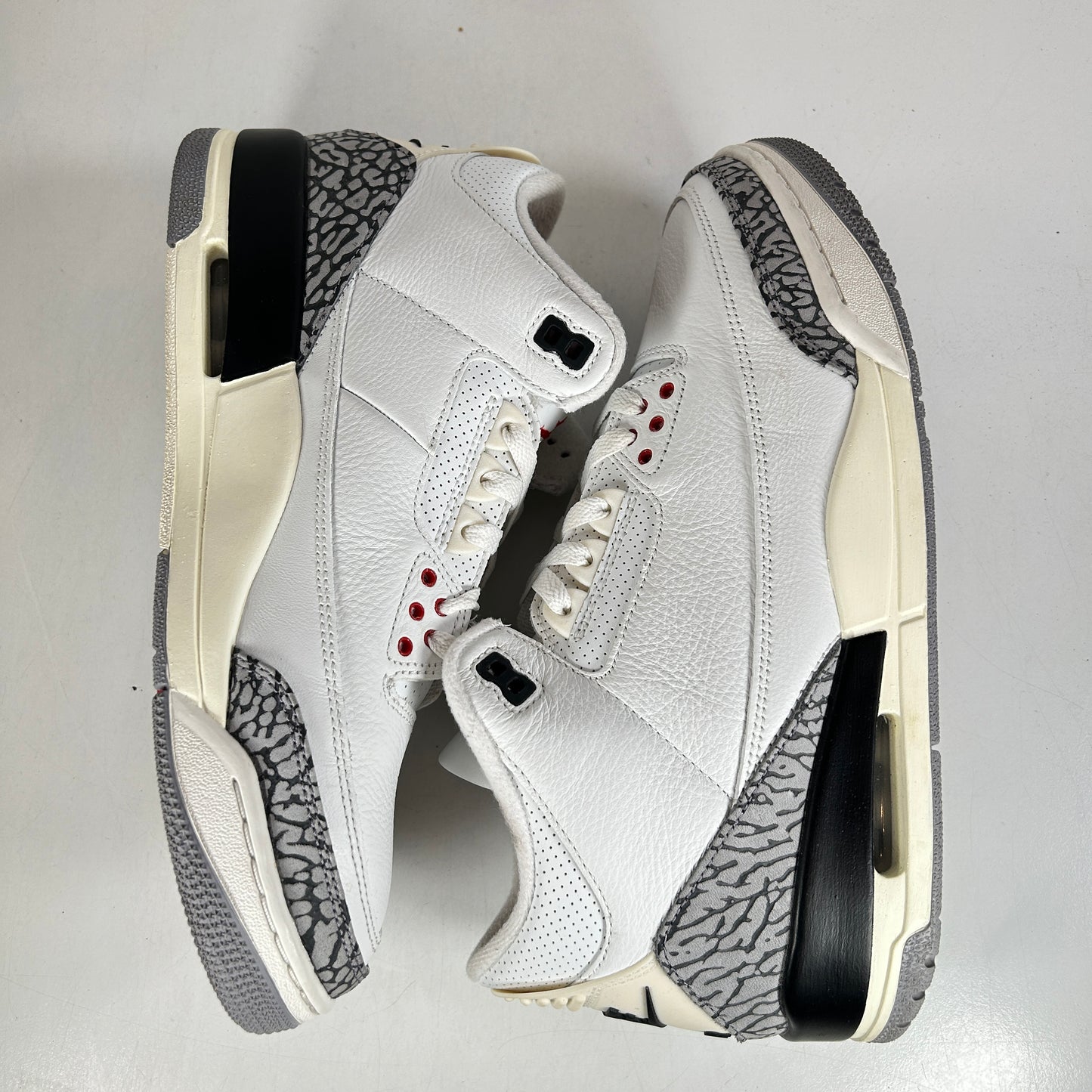 DN3707 100 Jordan 3 Retro White Cement Reimagined [USED] - 10.5 M (Used4)