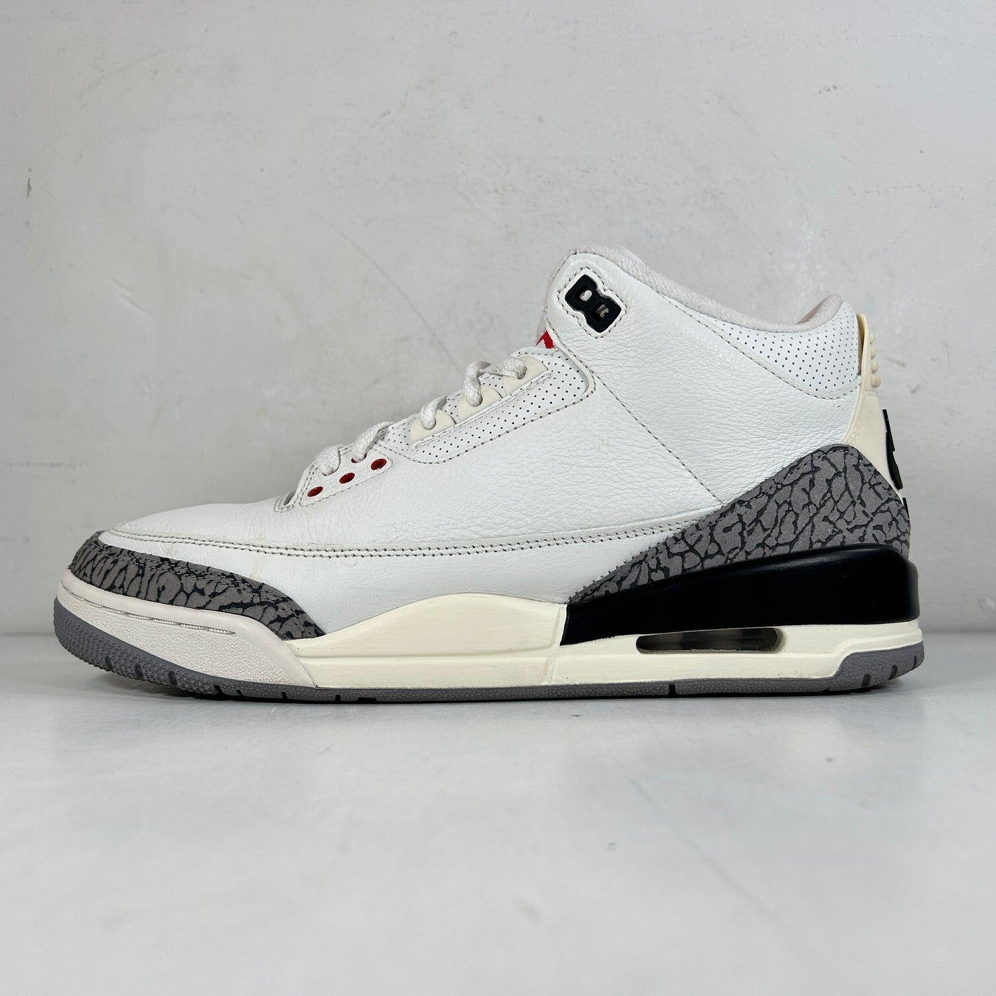 DN3707 100 Jordan 3 Retro White Cement Reimagined [USED] - 10.5 M (Used8)