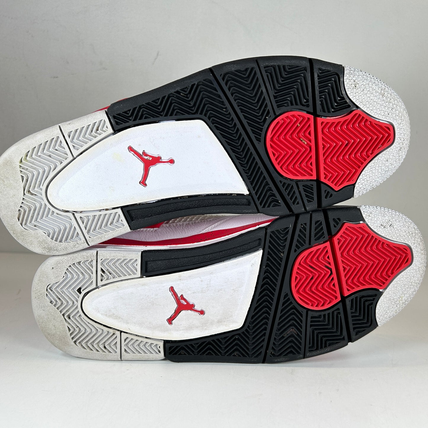 DH6927 161 Jordan 4 Retro Red Cement [USED] - 9.5 M (Used) (No Box)