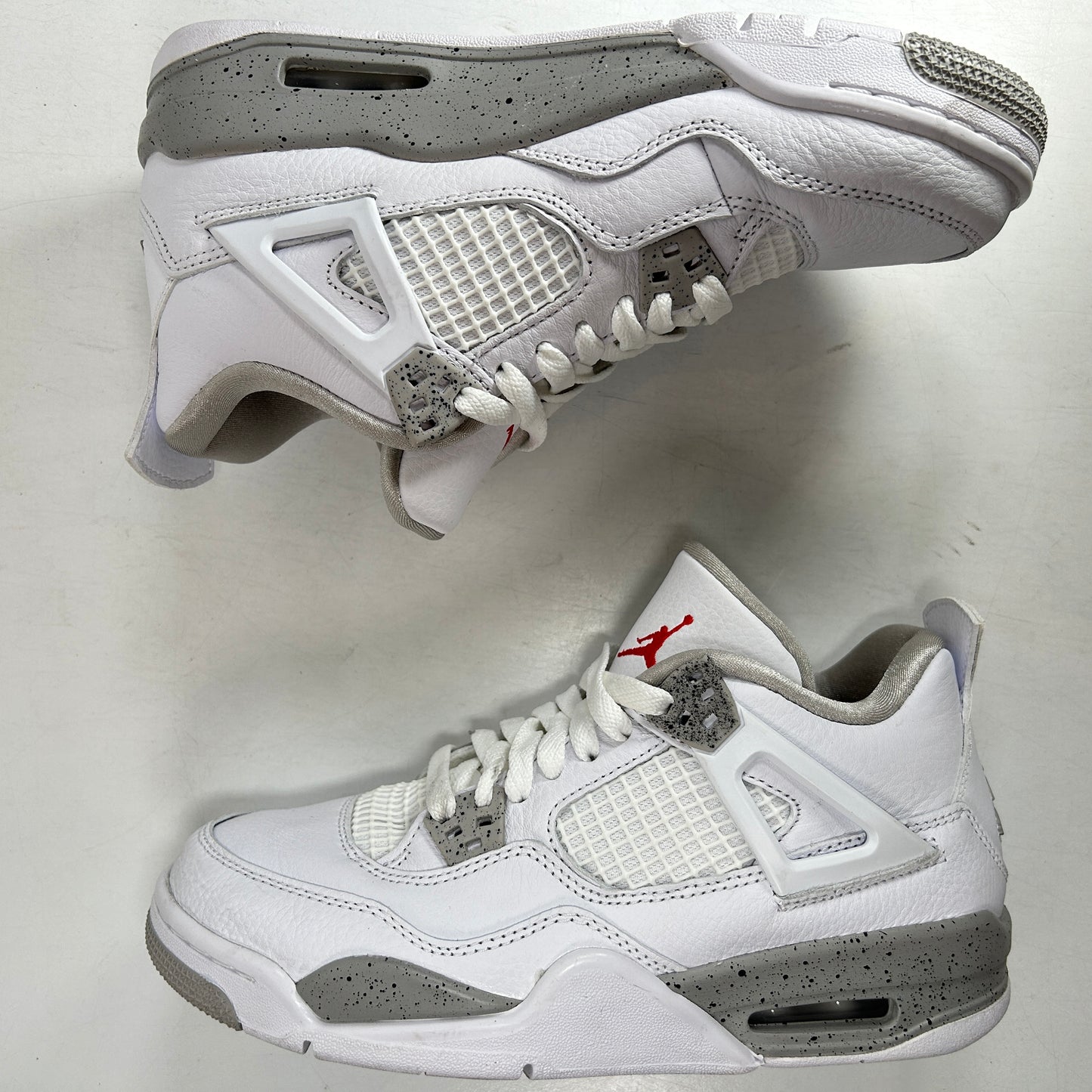 DJ4699 100 Jordan 4 Retro White Oreo (2021) (GS) [USED] - 6 Y (Used)