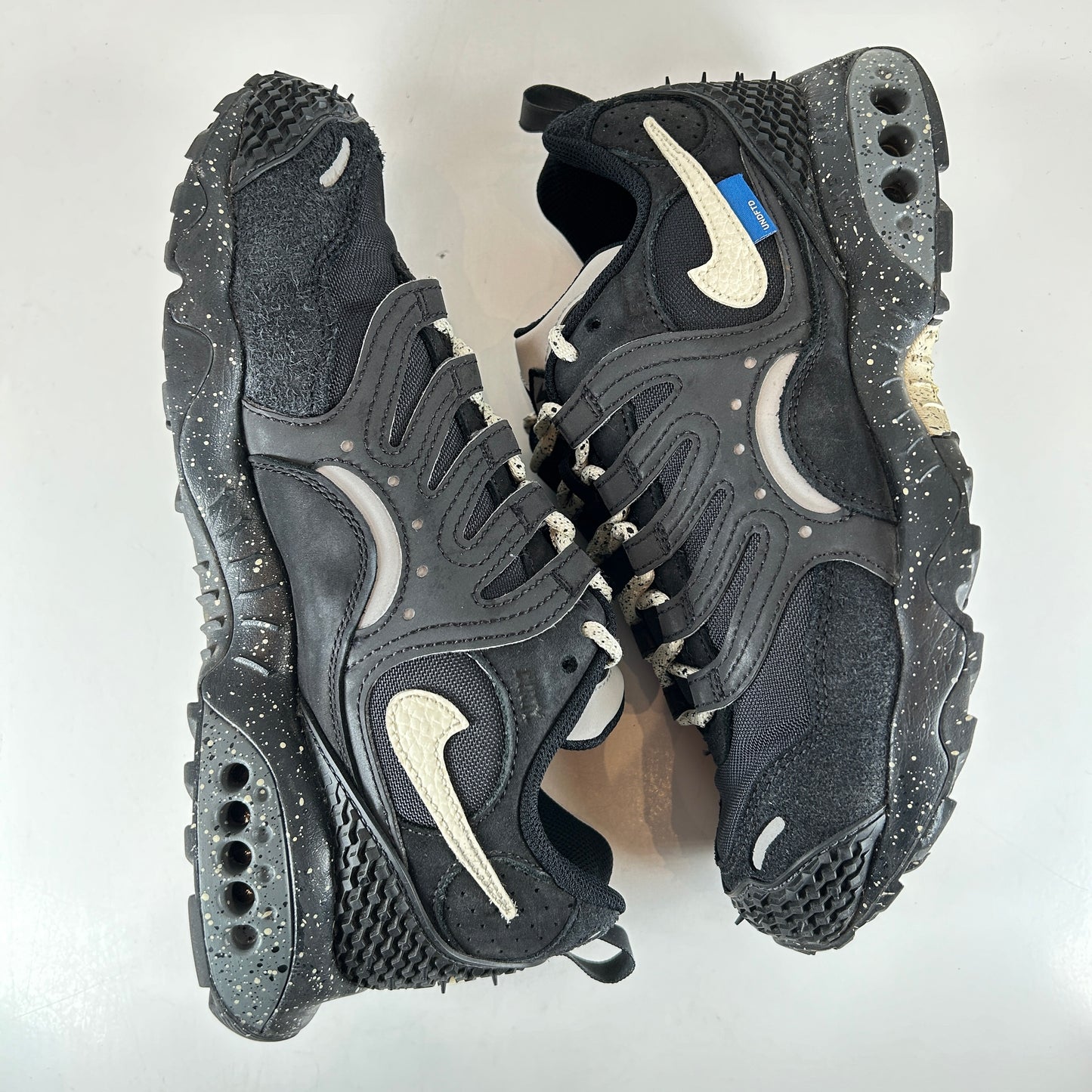 FN7546 002 Nike Air Terra Humara Undefeated Black [USED] - 7 M (Used)