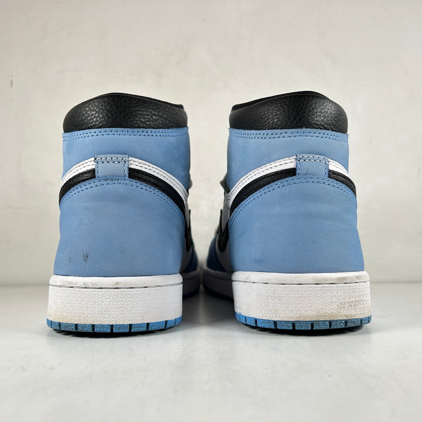 555088 134 Jordan 1 University Blue [USED] - 8.5 M (Used) (No Box)