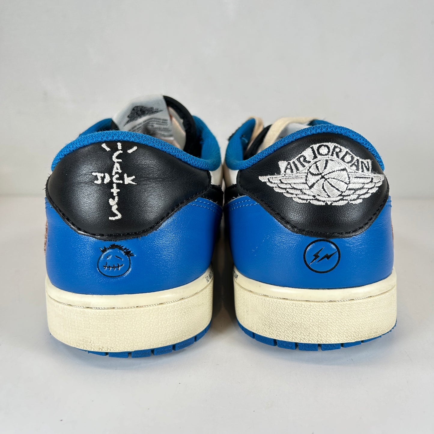DM7866 140 Jordan 1 Low Fragment x Travis Scott [USED] - 12 M (Used)