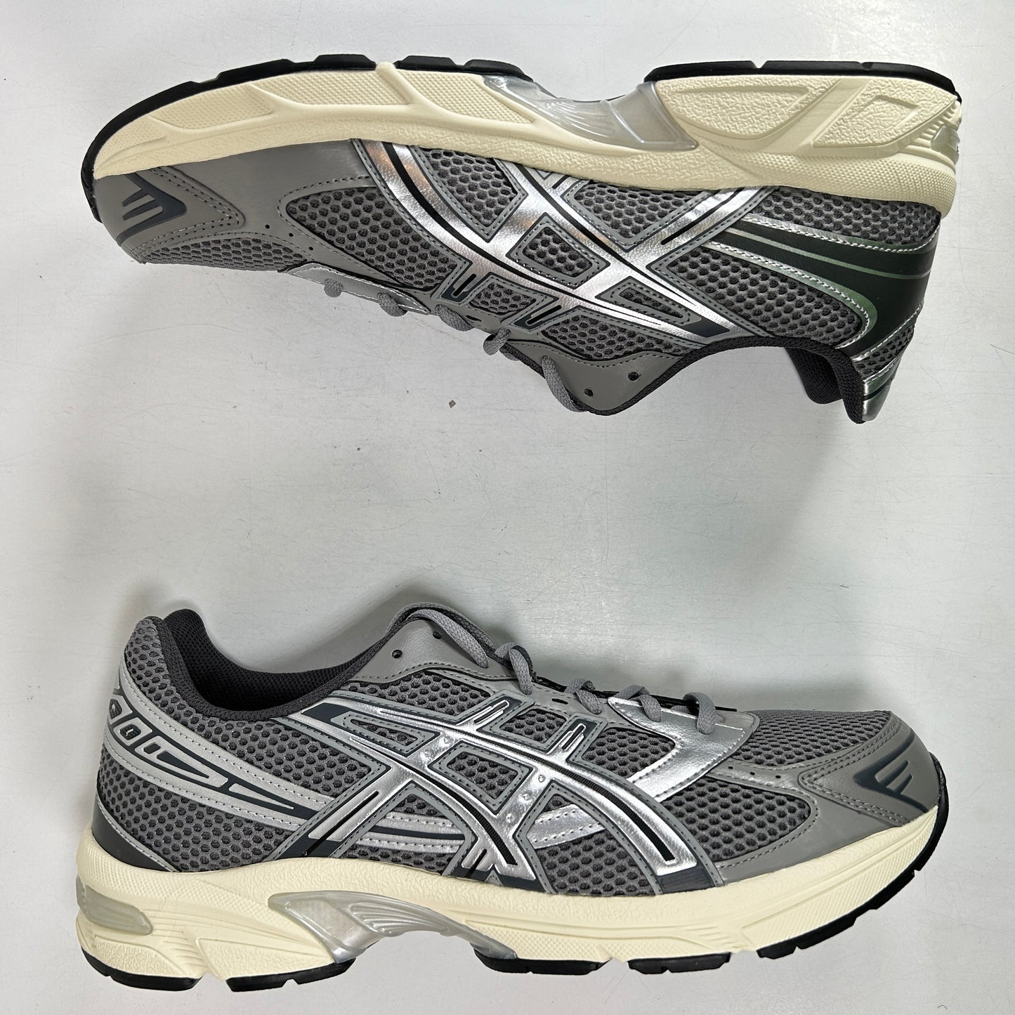 1201A256 026 ASICS Gel-1130 Clay Grey Pure Silver [USED] - 11.5 M (VNDS)