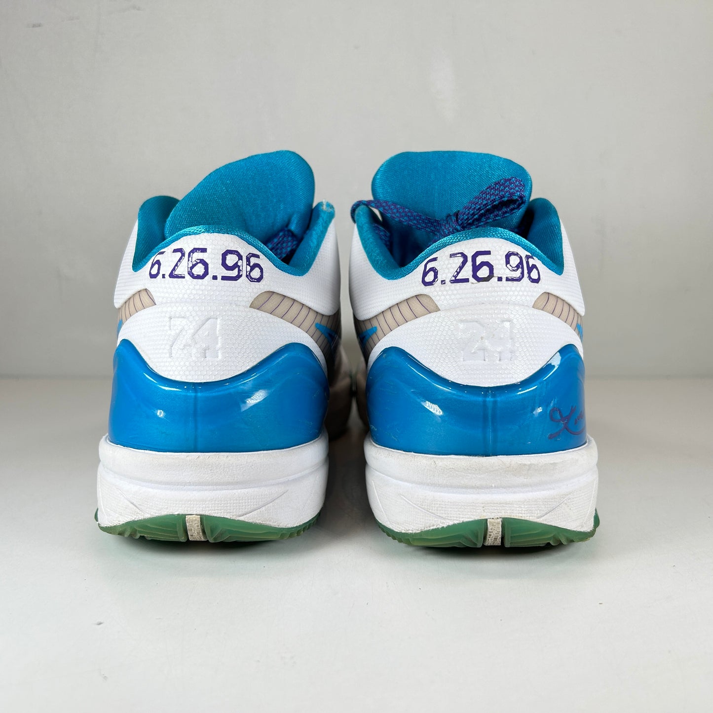 AV6339 100 Nike Kobe 4 Protro Draft Day Hornets [USED] - 9.5 M (Used)