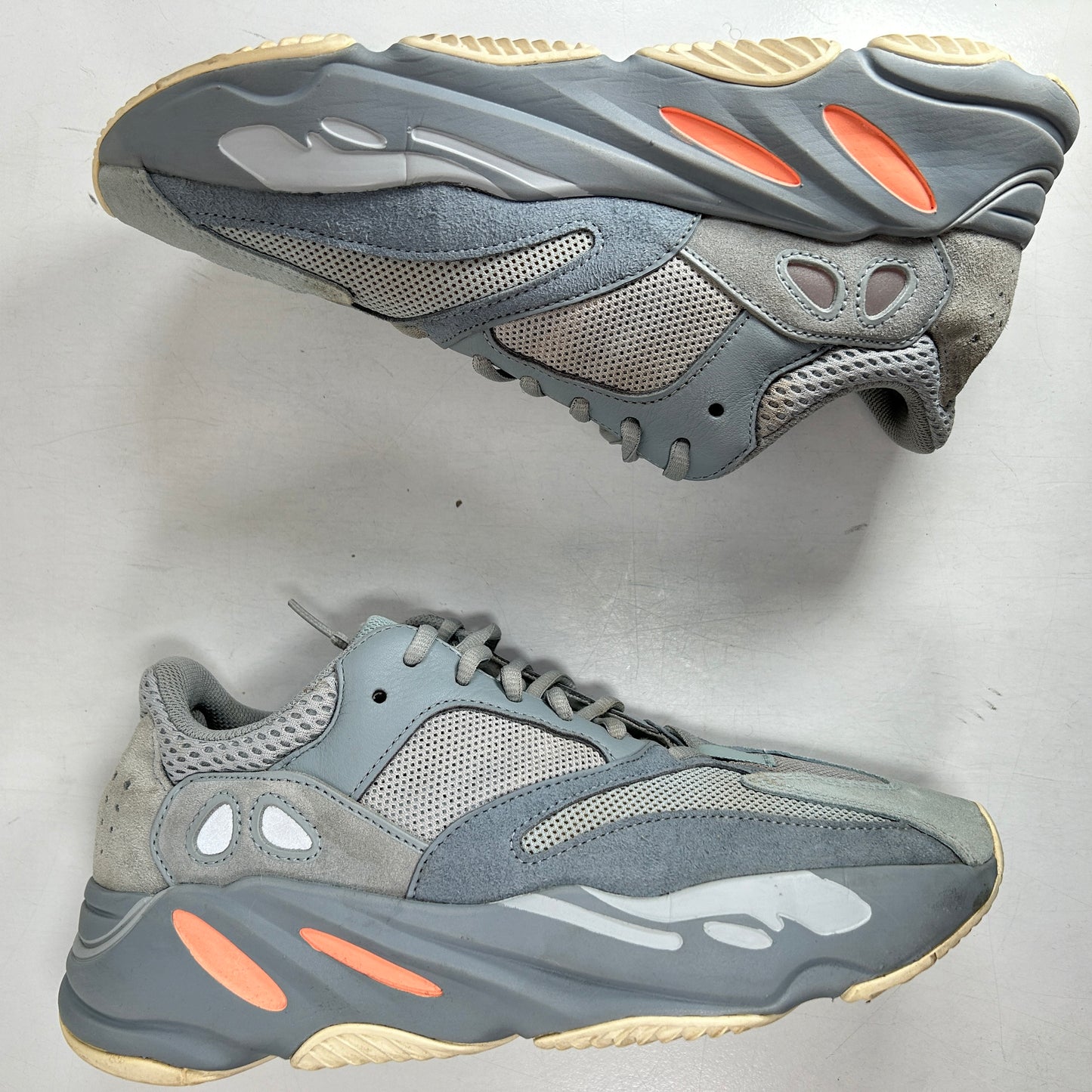 EG7597 Adidas Yeezy Boost 700 Inertia [USED] - 9.5 M (Used)