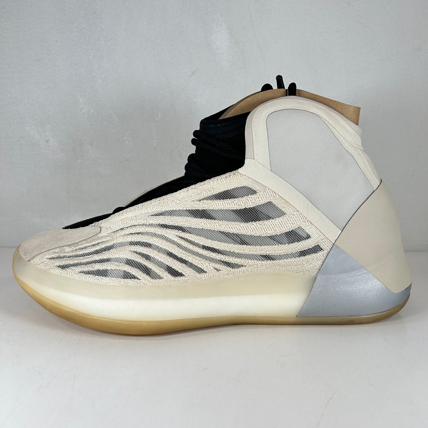 HQ2085 adidas Yeezy QNTM Mist Slate [USED]