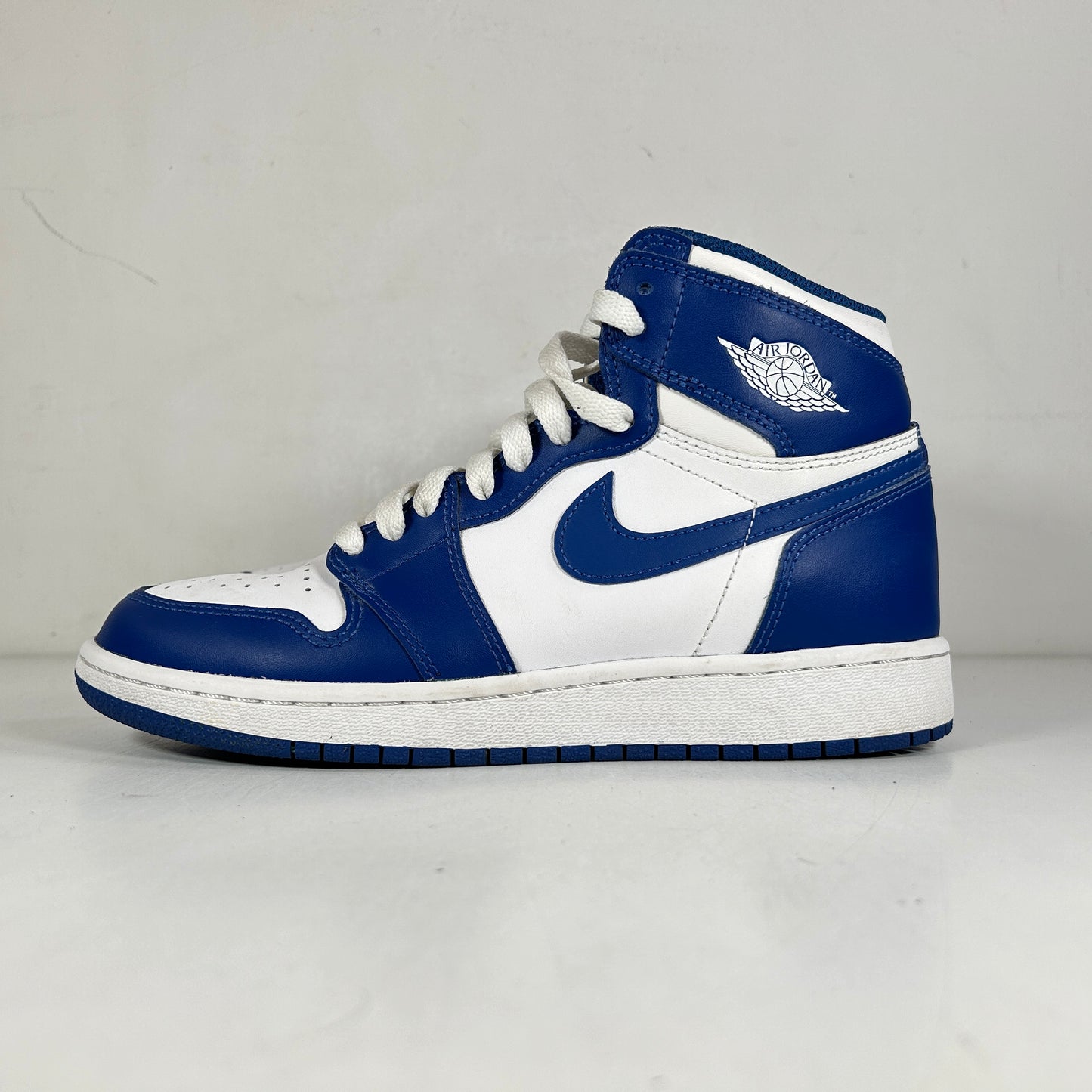 575441 127 Jordan 1 Retro Storm Blue (GS) [USED] - 5.5 Y (Used) (No Box)