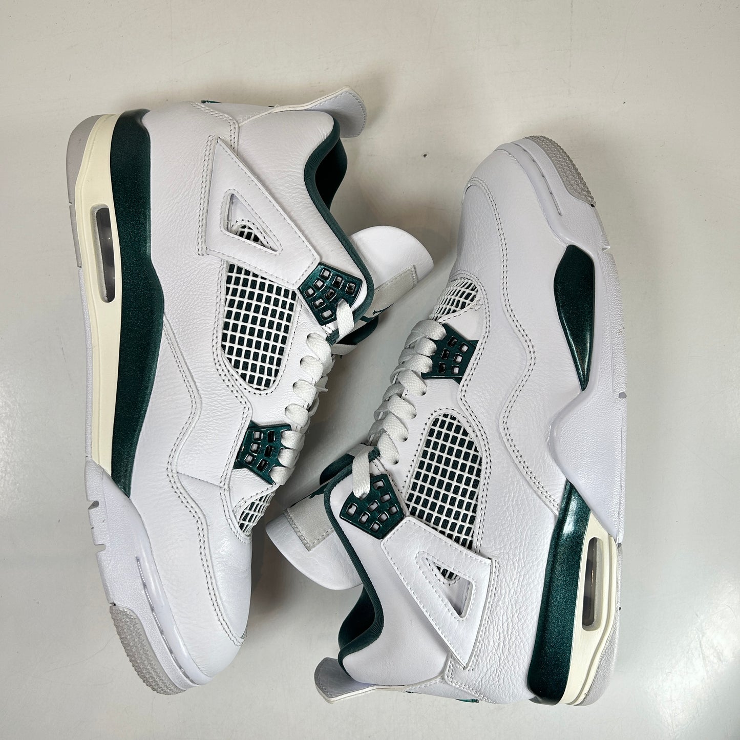 FQ8138 103 Jordan 4 Retro Oxidized Green [USED] - 9 M (Used)