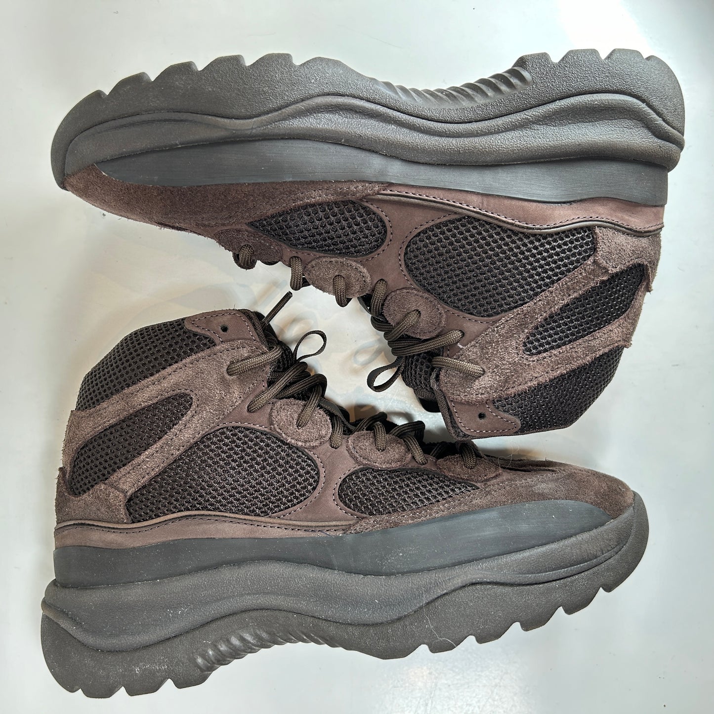 EG6463 adidas Yeezy Desert Boot Oil [USED] - 10.5 M (Used)