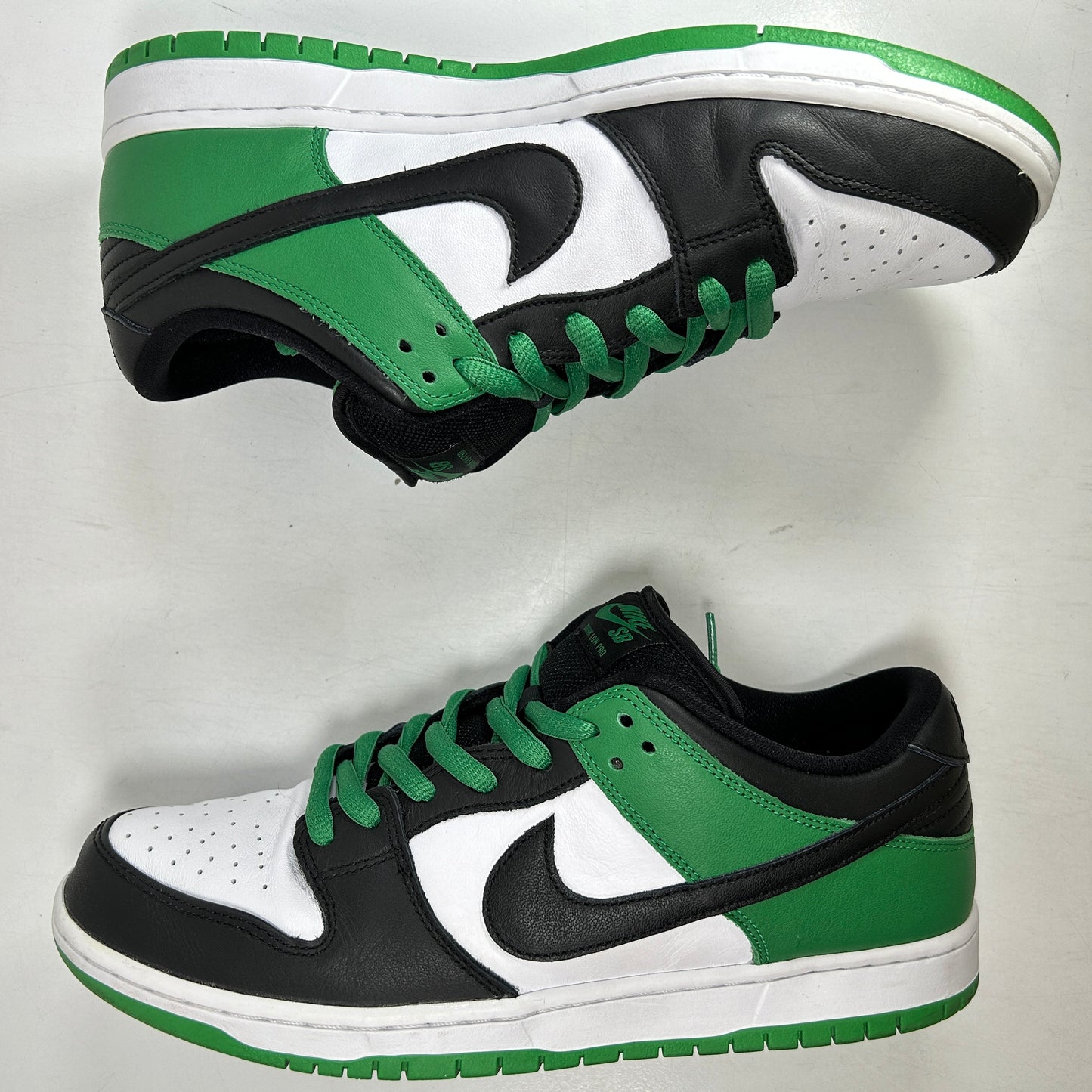 BQ6817 302 Nike SB Dunk Low Classic Green [USED] - 11 M (Used)