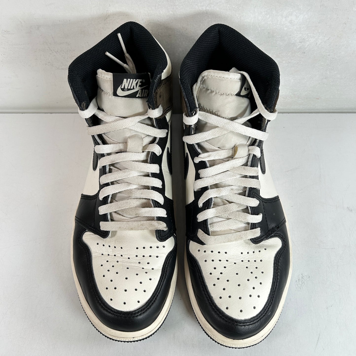 555088 105 Jordan 1 Mocha [USED] - 9 M (Used) (No Box2)