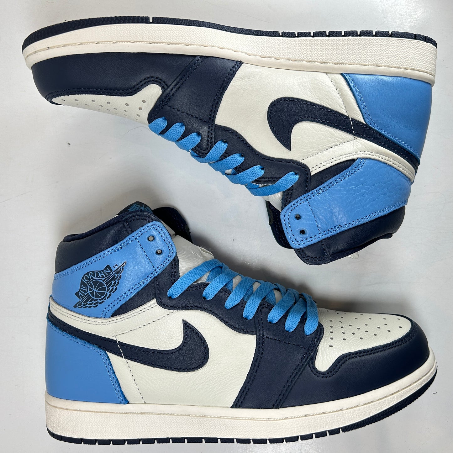 555088 140 Jordan 1 Obsidian UNC [USED] - 9.5 M (Used)