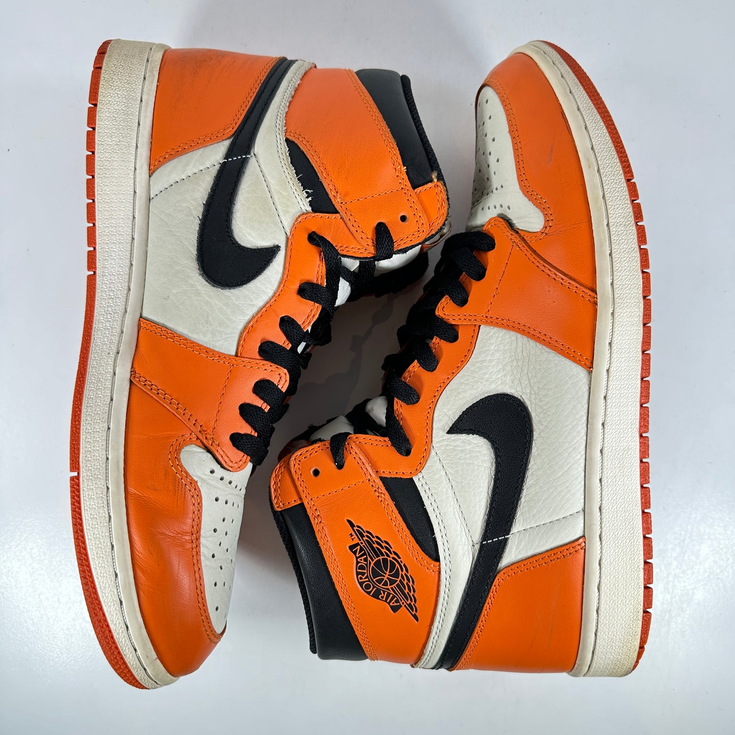 555088 113 Jordan 1 RSBB [USED] - 11 M (Used)