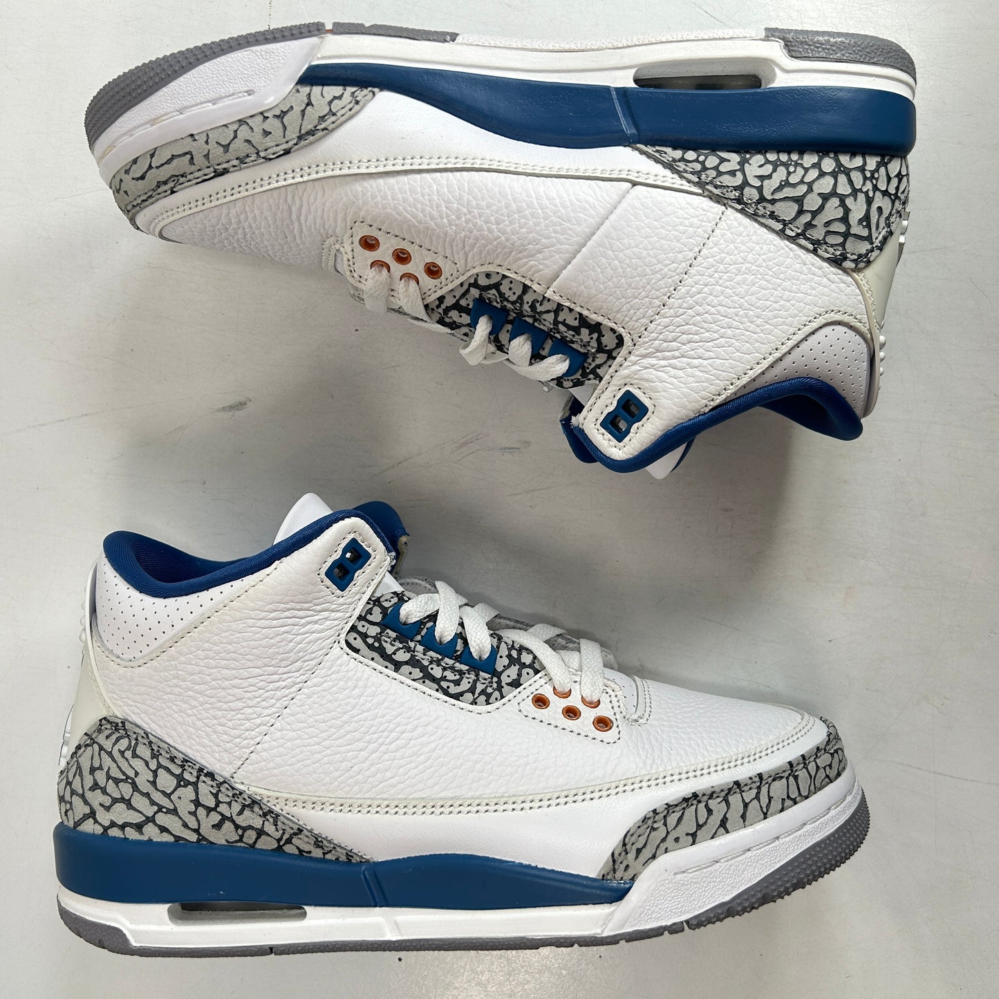 DM0967 148 Jordan 3 Retro Wizards (GS) [USED] - 7 Y (Used2)