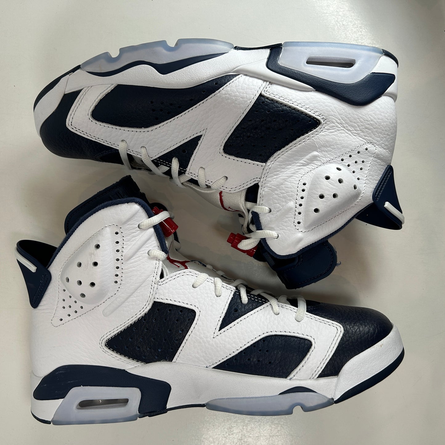 CT8529 164 Jordan 6 Retro Olympic (2024) - 9.5 M (Used)