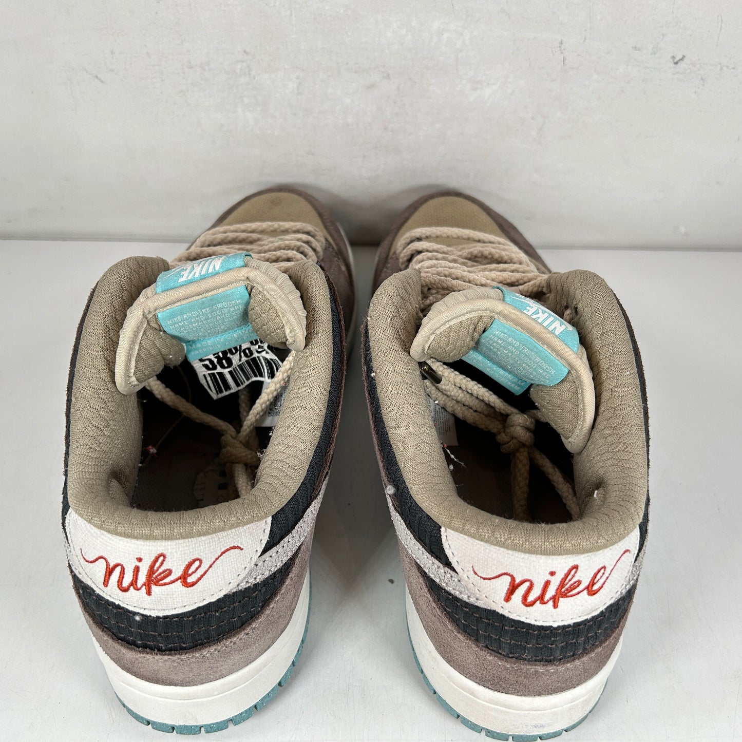FZ3129 200 Nike SB Dunk Low Big Money Savings [USED] - 11.5 M (Used)