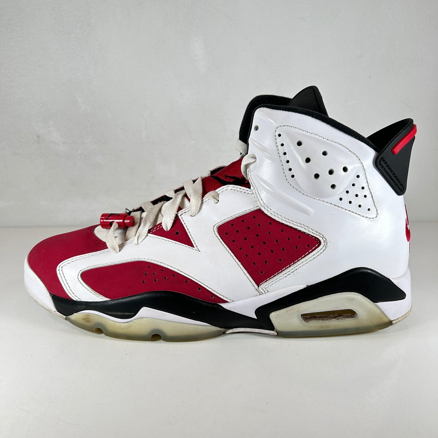 CT8529 106 Jordan 6 Retro Carmine [USED] - 10 M (Used)