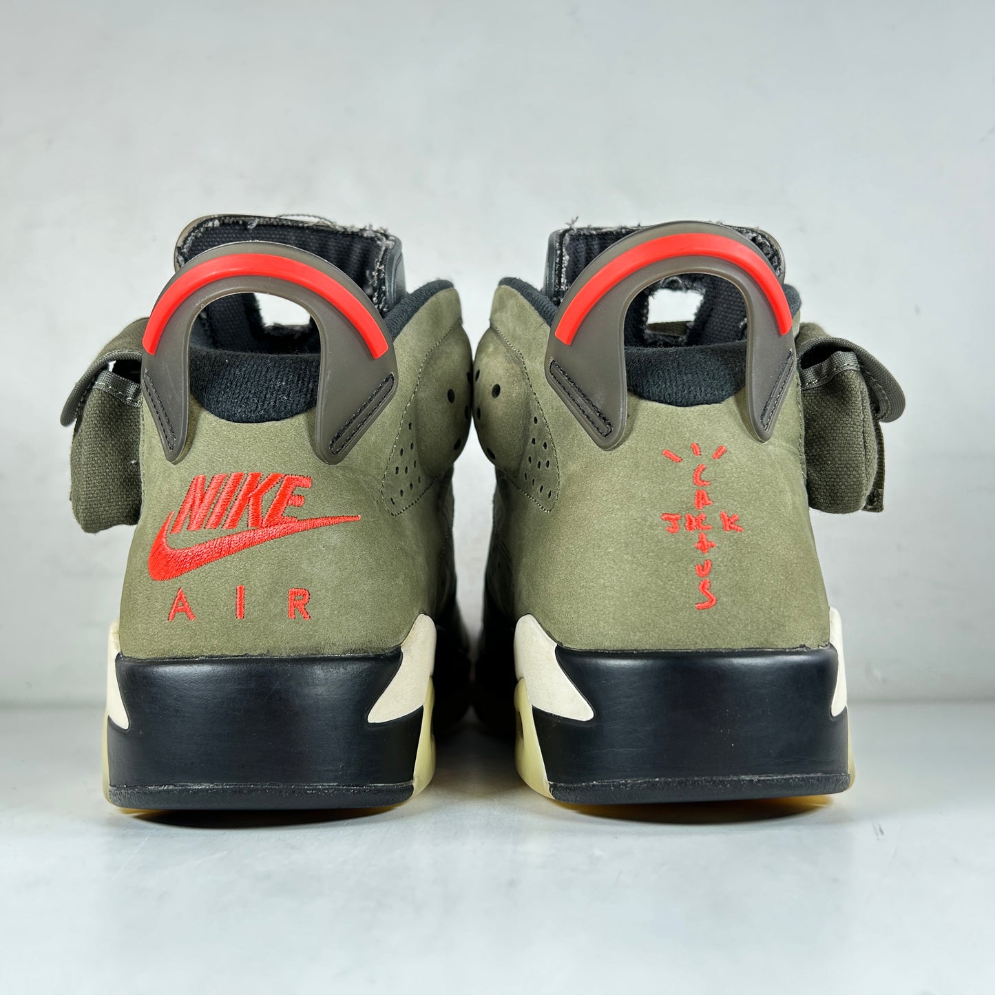 CN1084 200 Jordan 6 Retro Travis Scott [USED] - 9.5 M (Used2)