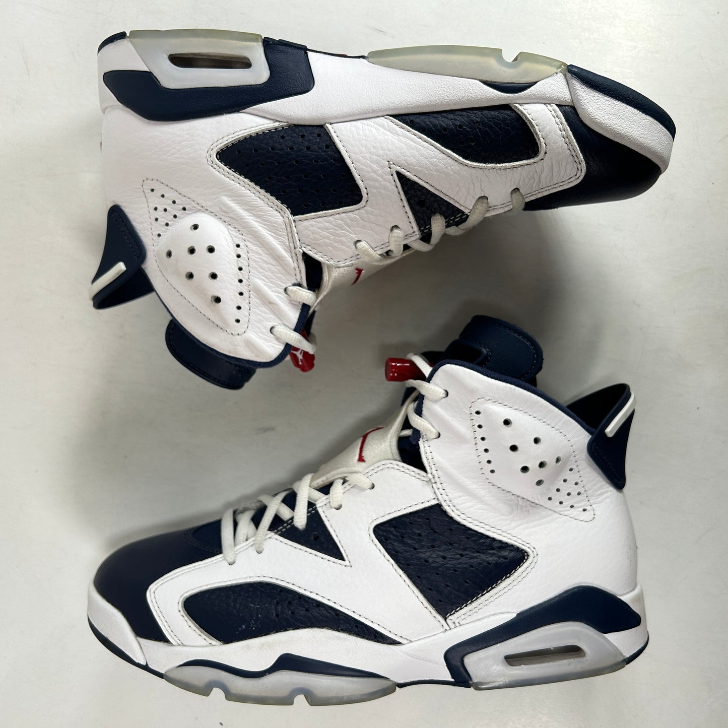 CT8529 164 Jordan 6 Retro Olympic (2024) - 8.5 M (Used2)