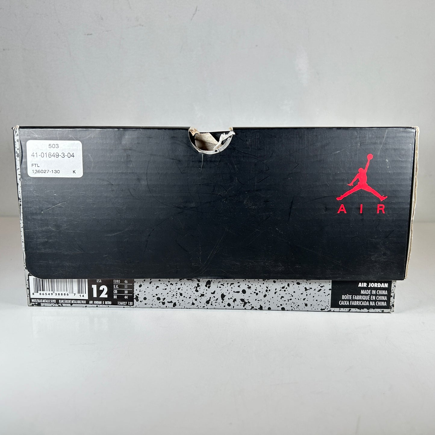 136027 130 Jordan 5 Retro Metallic White (2015) [USED] - 12 M (Used)