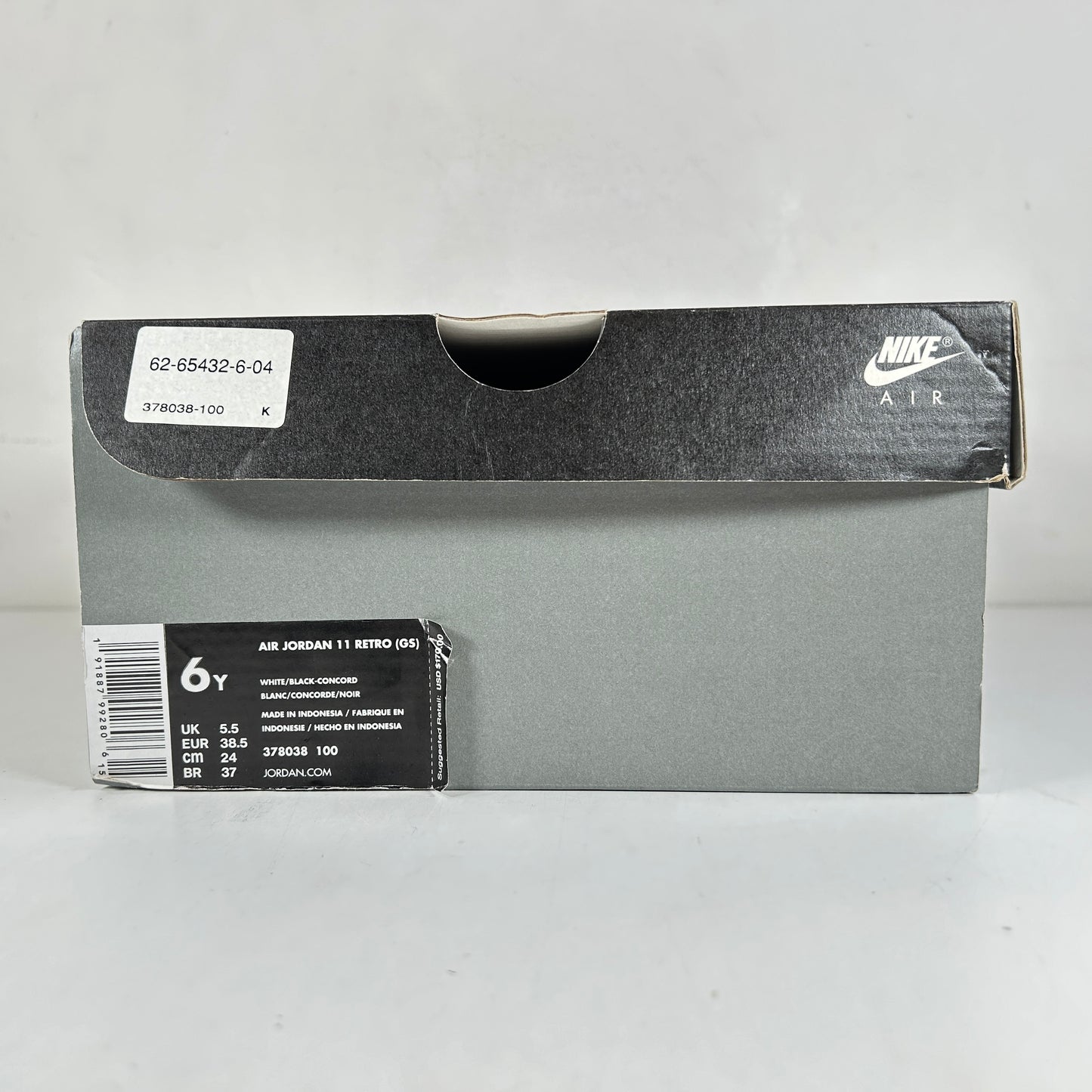 378038 100 Jordan 11 Retro Concord (2018) (GS) [USED] - 6 Y (Used)