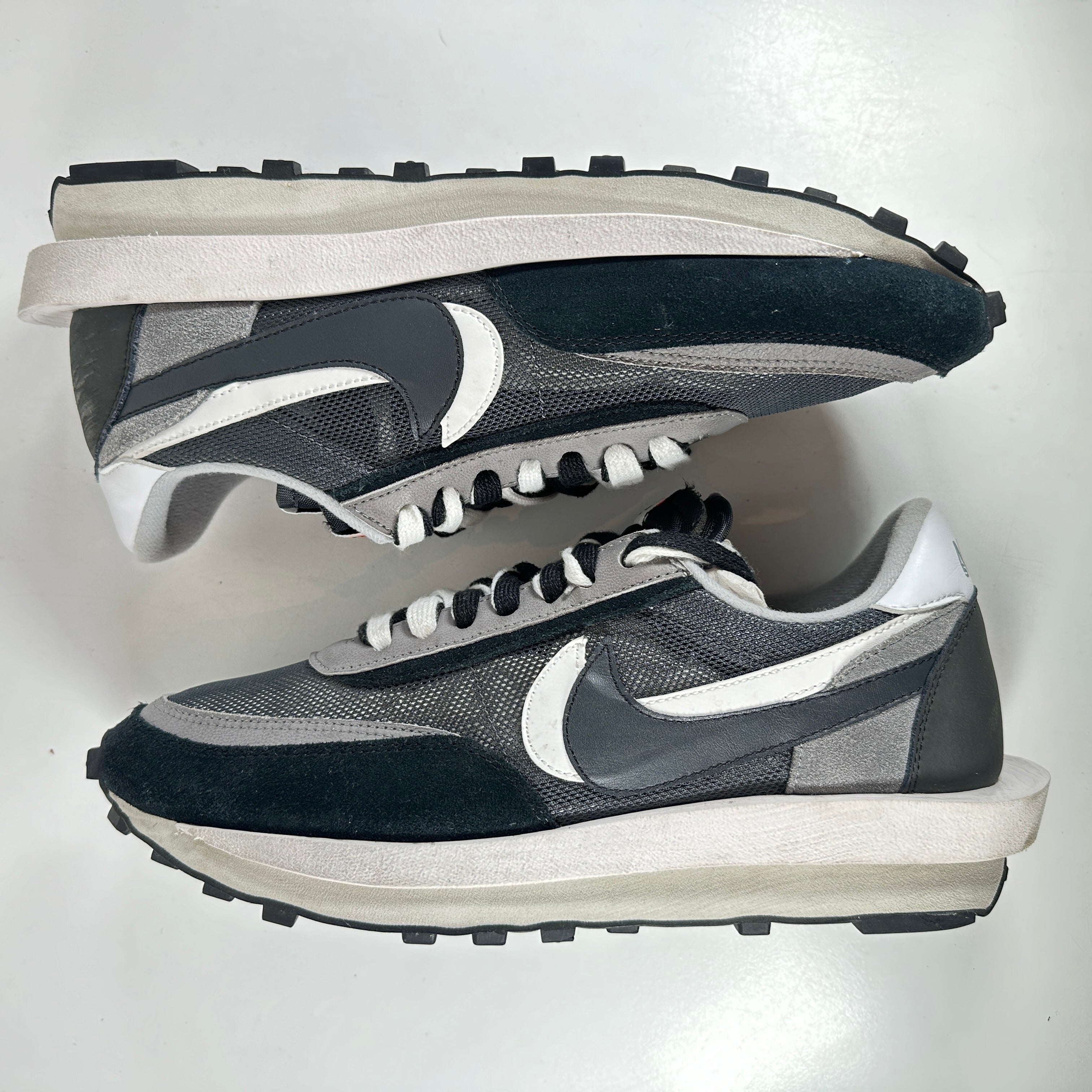 nike sacai used