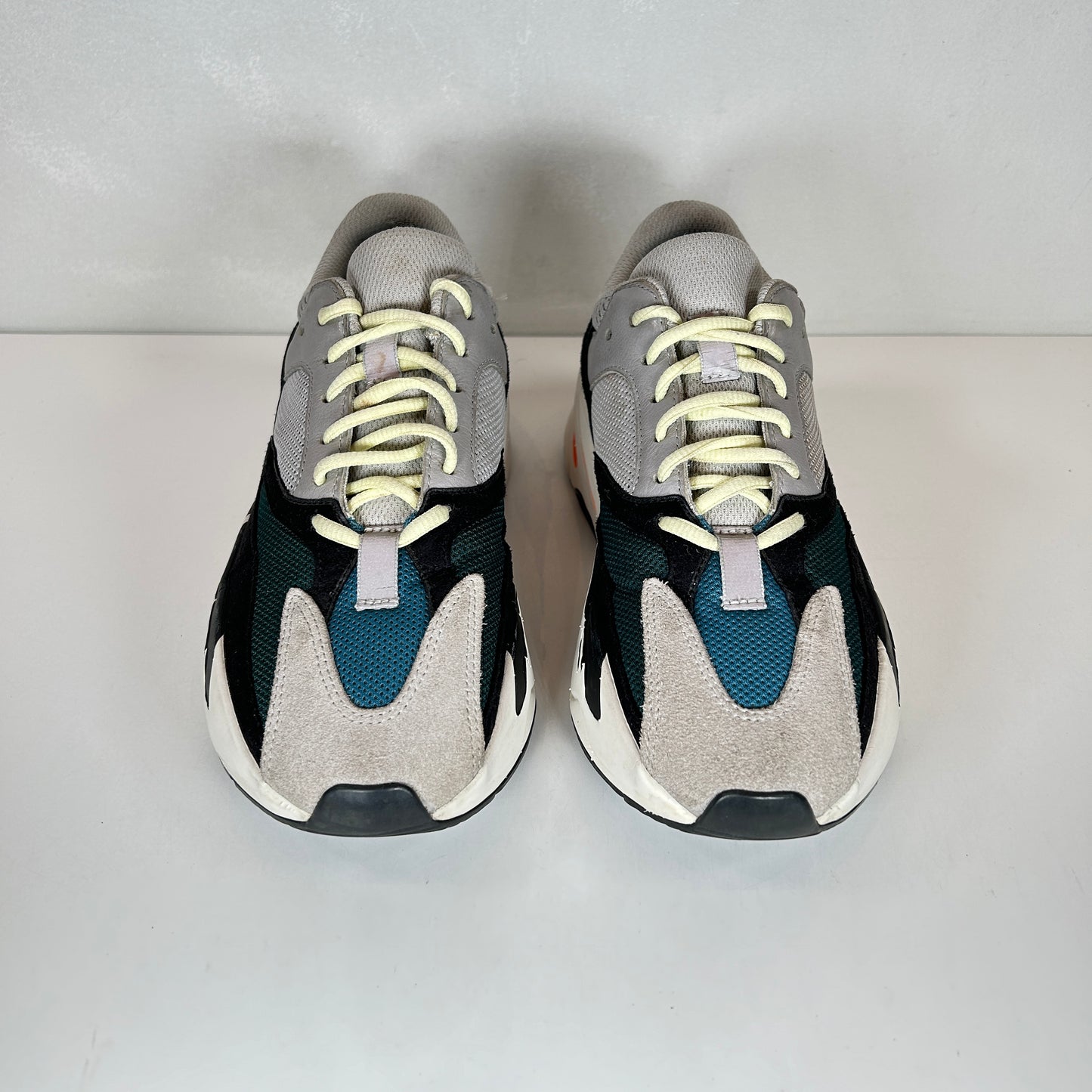 B75571 Yeezy 700 Wave Runner [USED] - 7 M (Used) (No Box)
