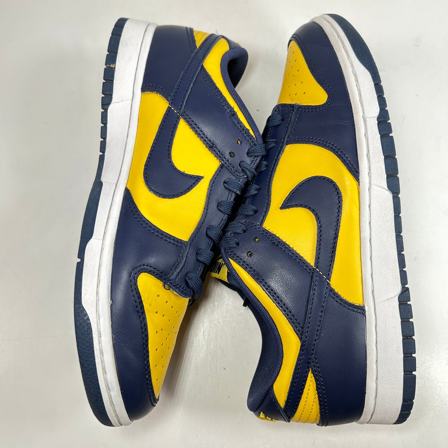 DD1391 700 Nike Dunk Low Michigan (2021) [USED] - 9 M (Used) (No Box)