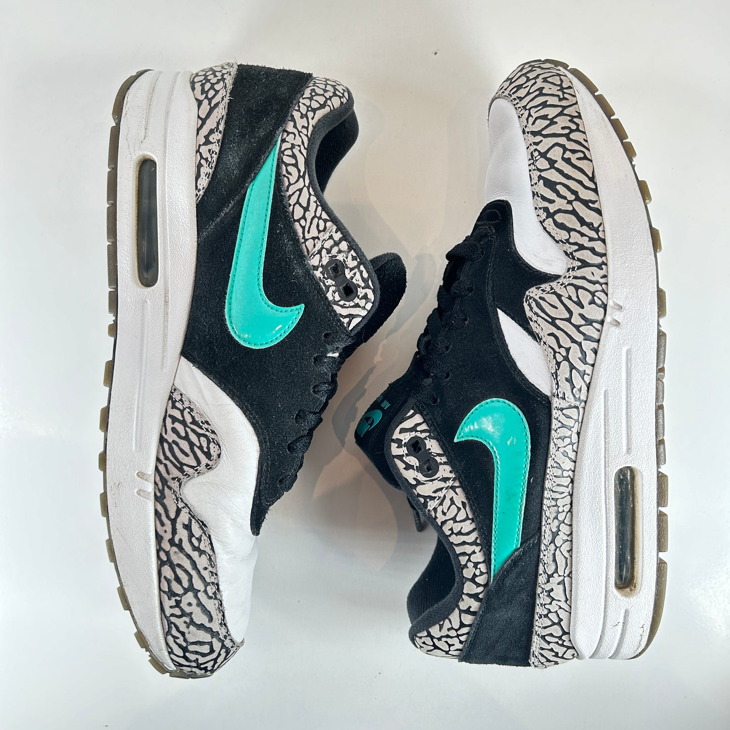 923093 001 Nike Air Max 1 atmos x Jordan [USED] - 9 M (Used) (No Box) (Sample Pair)