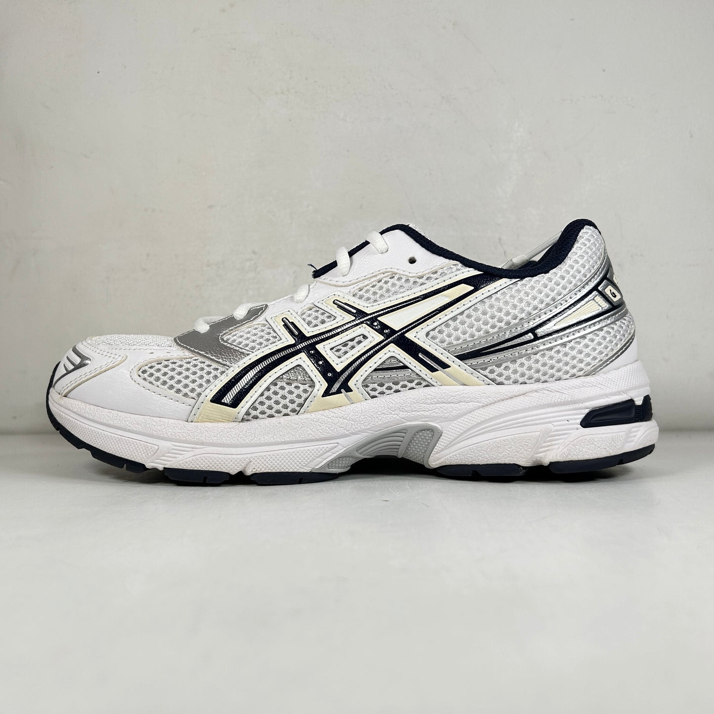 1204A163 101 ASICS Gel-1130 White Midnight (GS) [USED] - 7 M (Used)