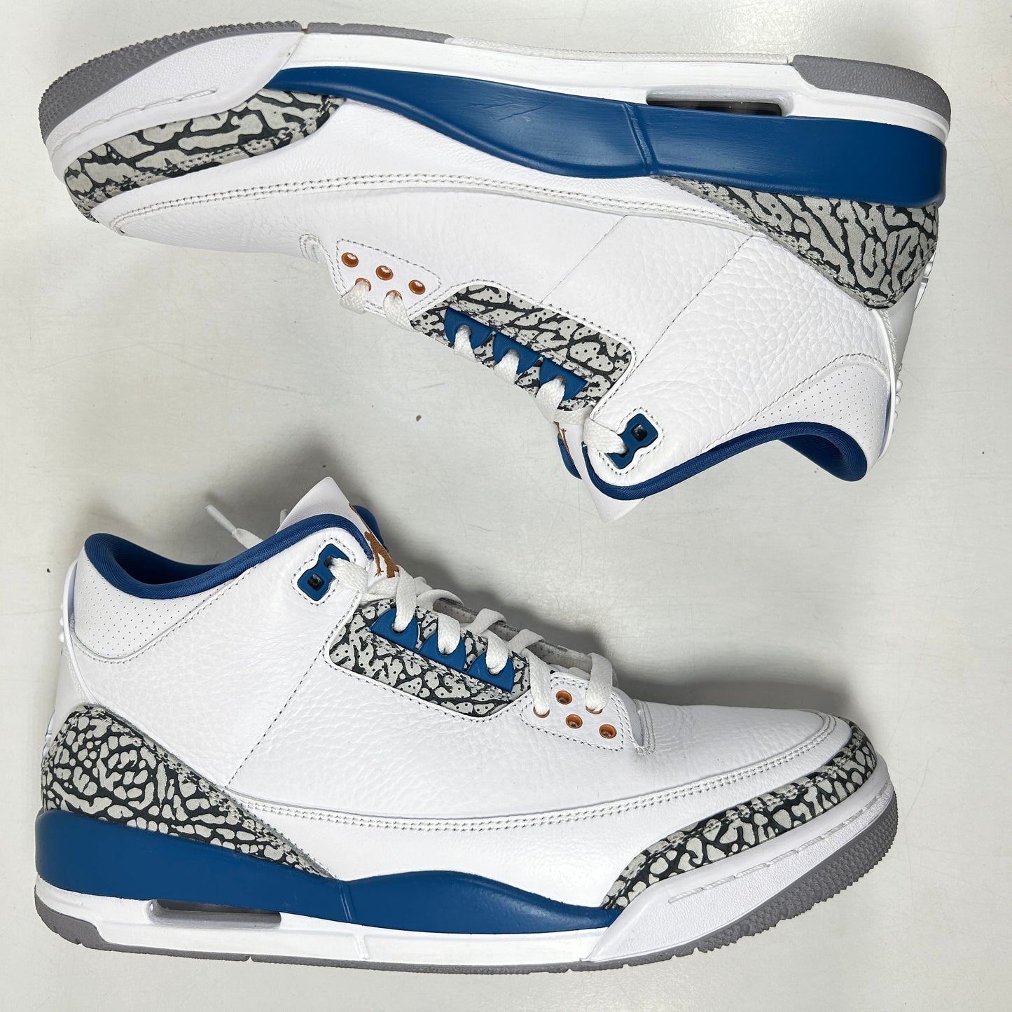 CT8532 148 Jordan 3 Retro Wizards [USED] - 11 M (Used) (No Box)