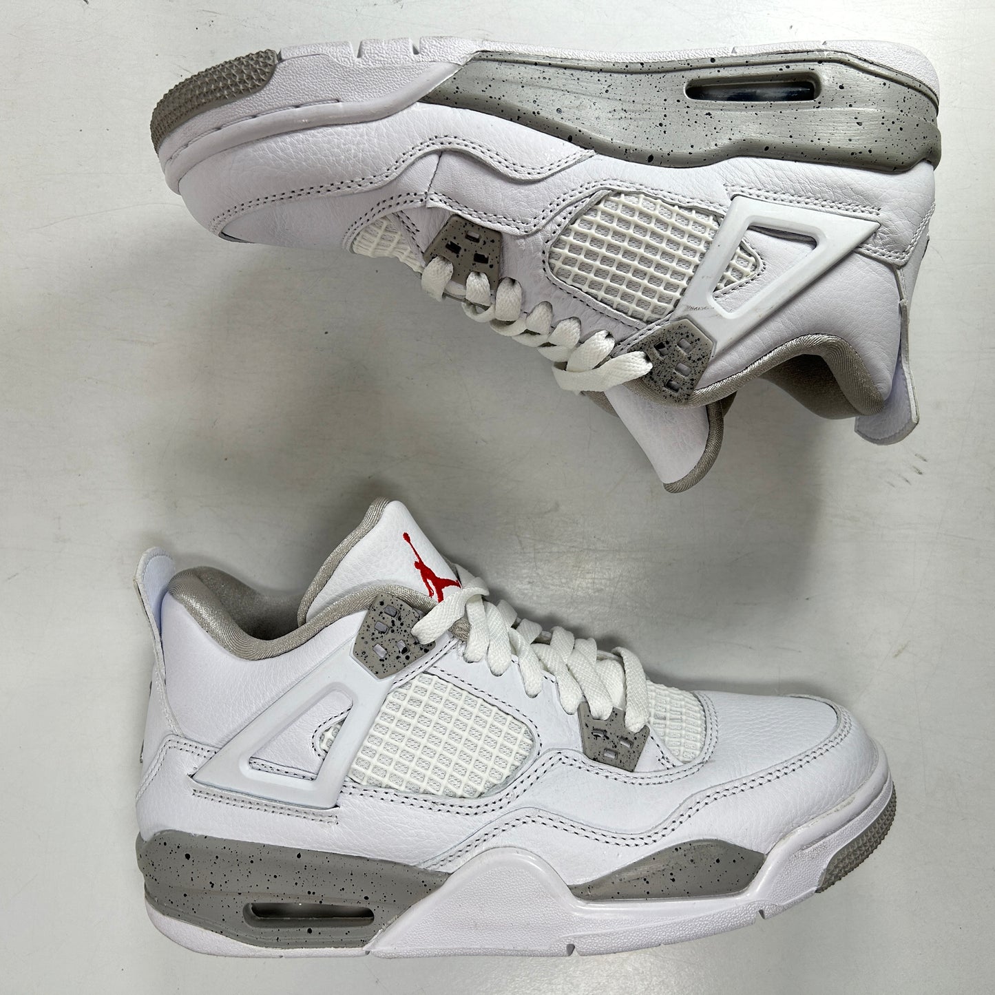 DJ4699 100 Jordan 4 Retro White Oreo (2021) (GS) [USED] - 6 Y (Used)