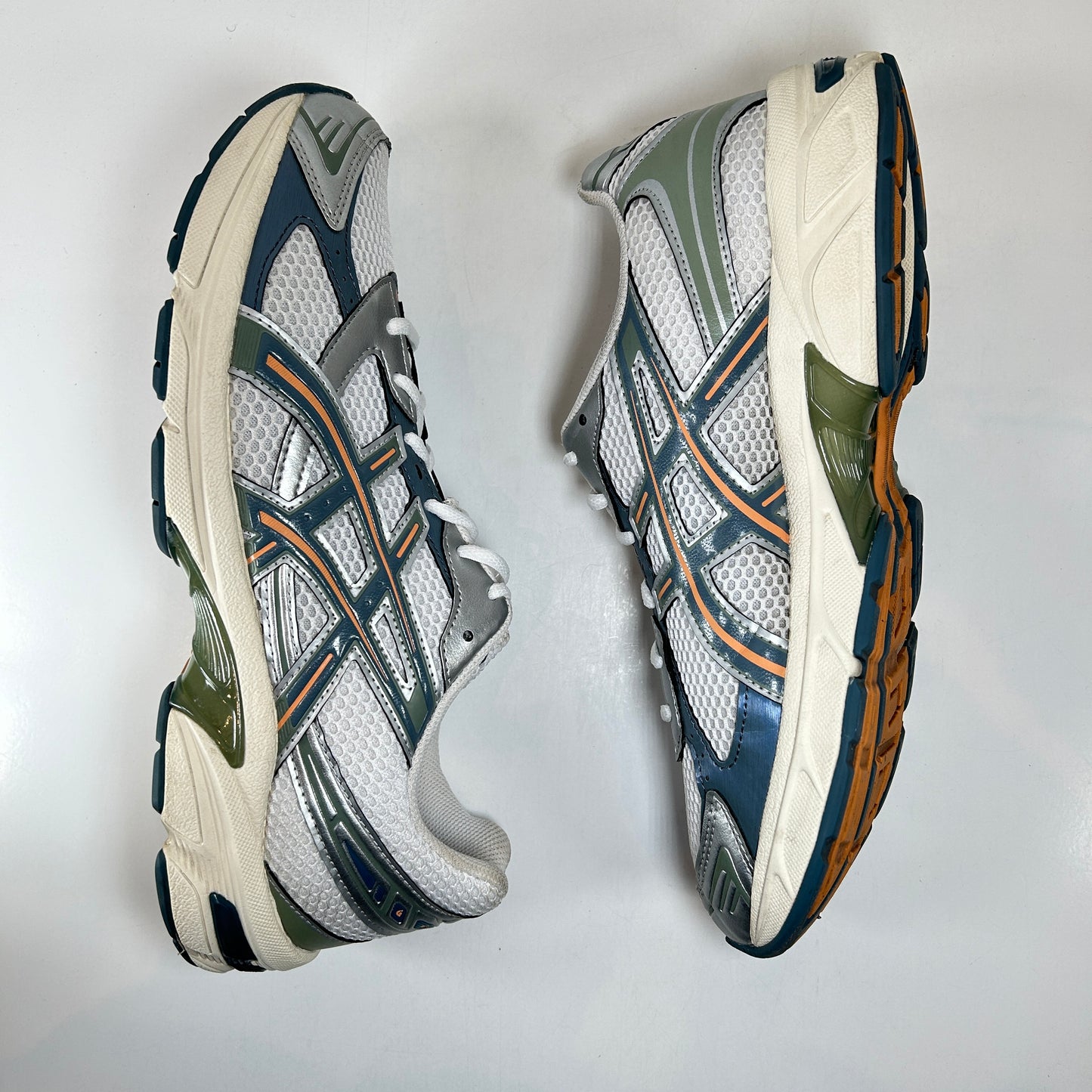 1201A256 110 ASICS Gel-1130 White Ironclad Blue [USED] - 11.5 M (Used)
