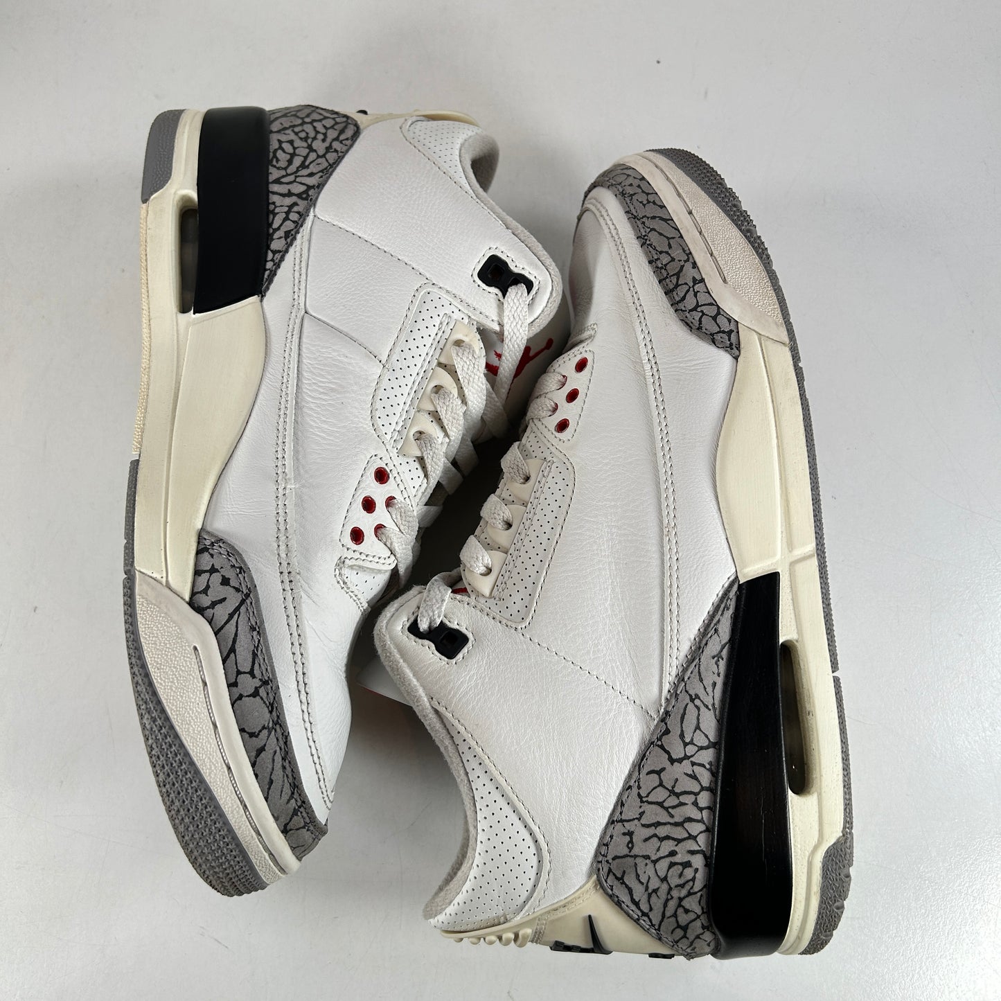 DN3707 100 Jordan 3 Retro White Cement Reimagined [USED] - 9 M (Used5)
