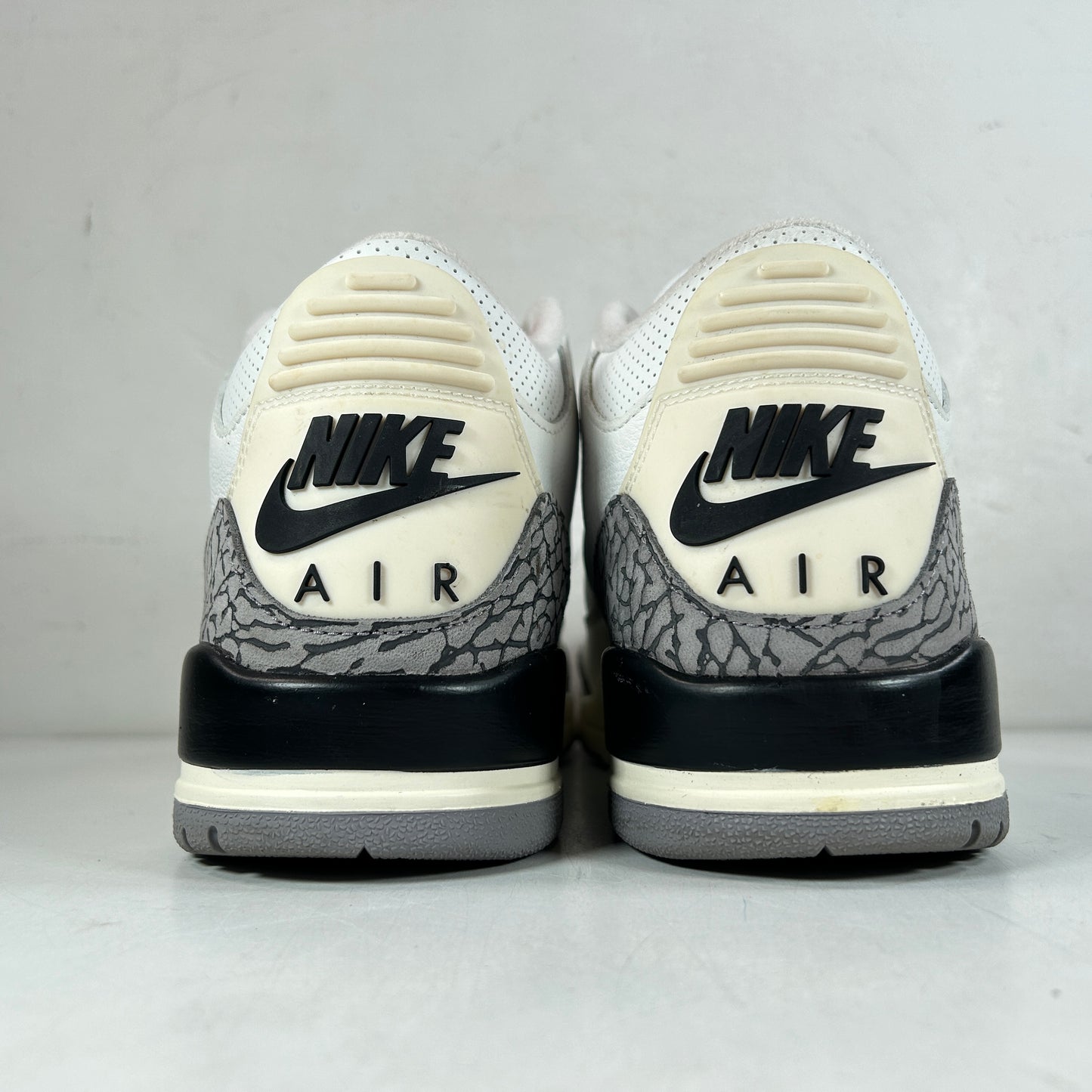 DN3707 100 Jordan 3 Retro White Cement Reimagined [USED] - 10.5 M (Used8)