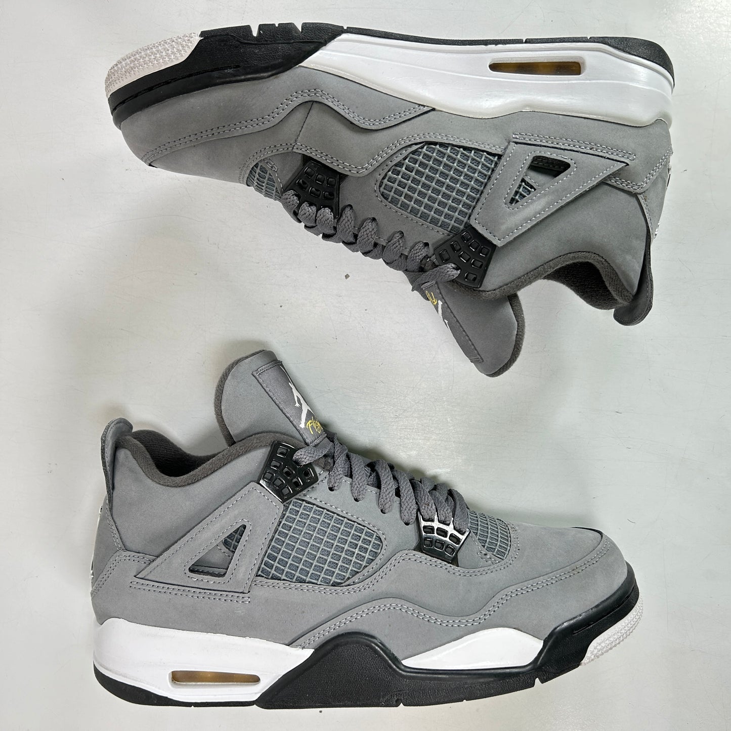 308497 007 Jordan 4 Retro Cool Grey (2019) [USED] - 9 M (Used)