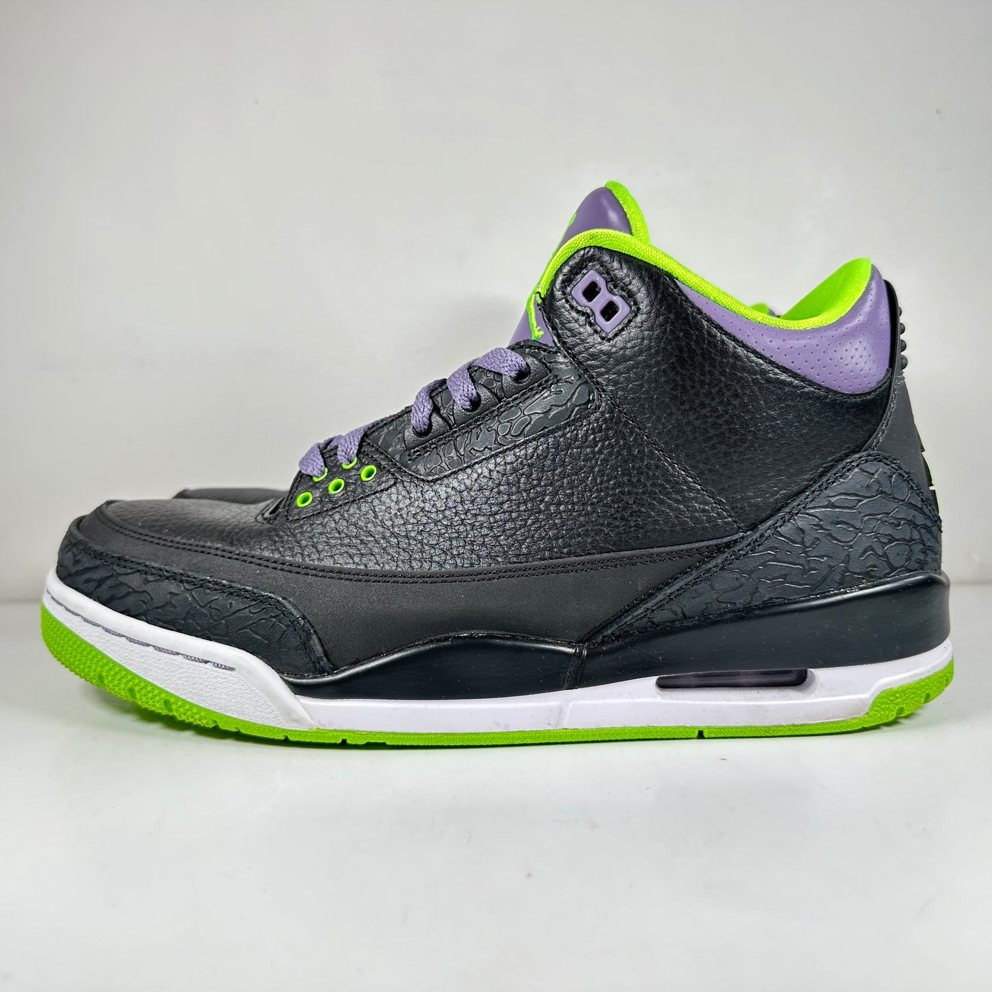 136064 018 Jordan 3 Retro Joker [USED] - 10.5 M (Used)
