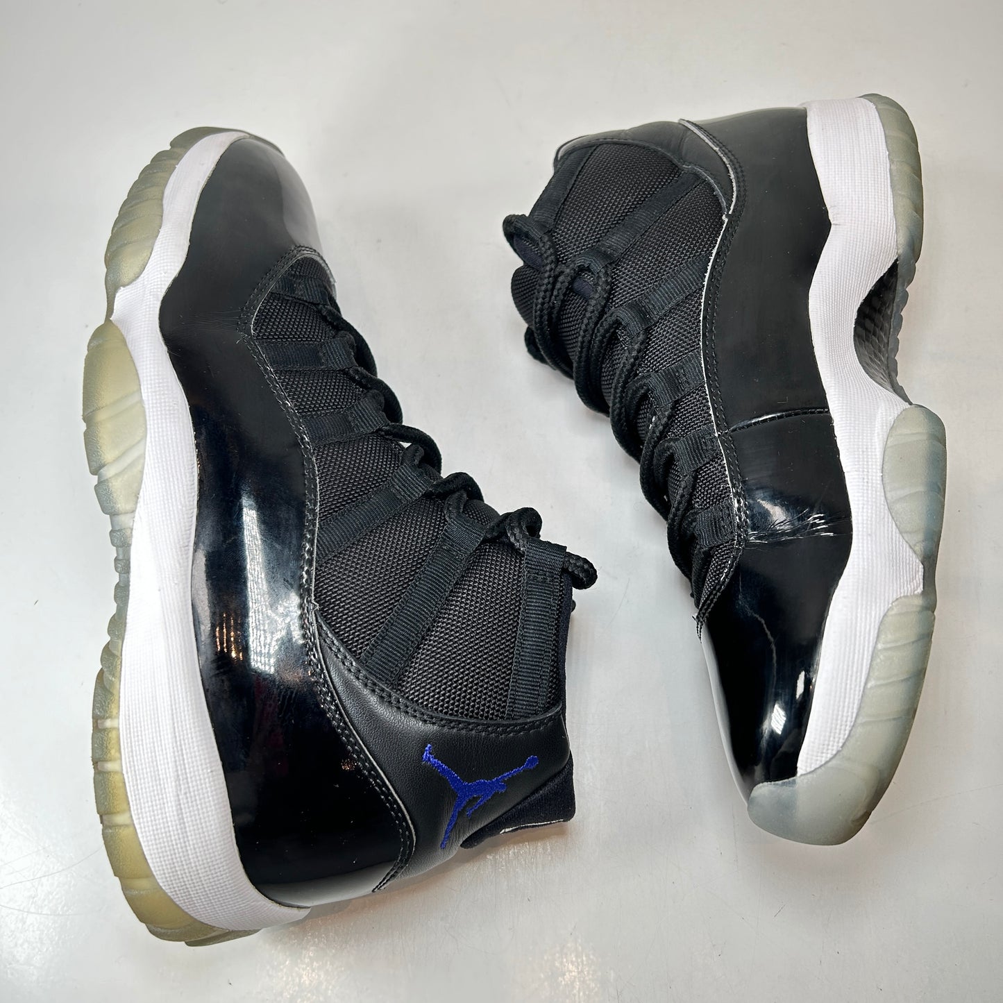 378037 003 Jordan 11 Retro Space Jam (2016) [USED] - 9 M (Used2)