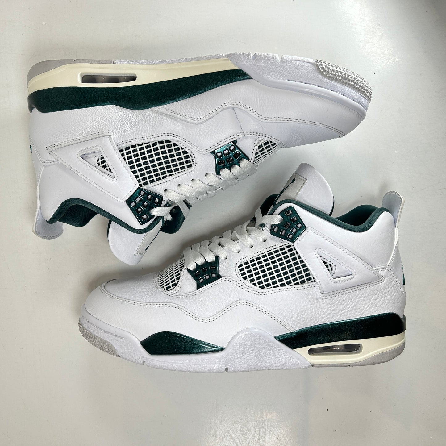FQ8138 103 Jordan 4 Retro Oxidized Green [USED] - 9 M (Used)