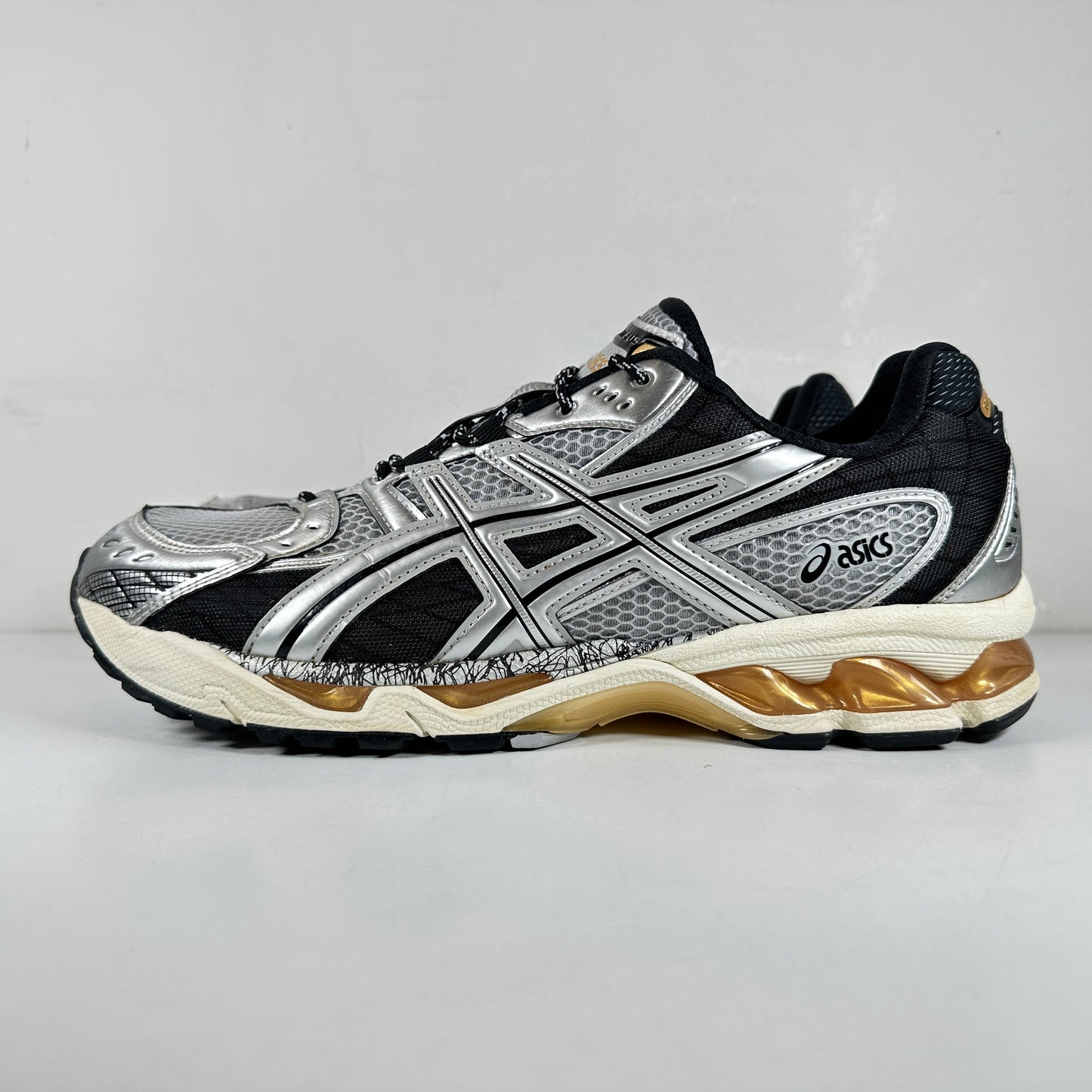 1203A543 020 ASICS Gel-Nimbus 10.1 Piedmont Grey [USED] - 11.5 M (Used)