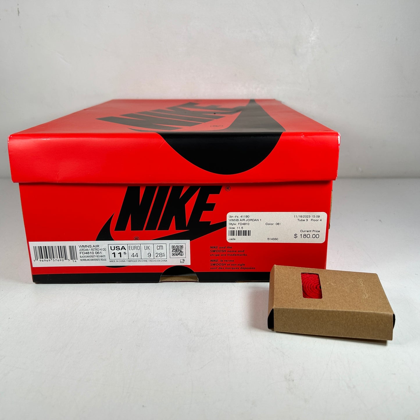 FD4810 061 Jordan 1 Retro High OG Satin Bred [USED] - 11.5 W (Used)