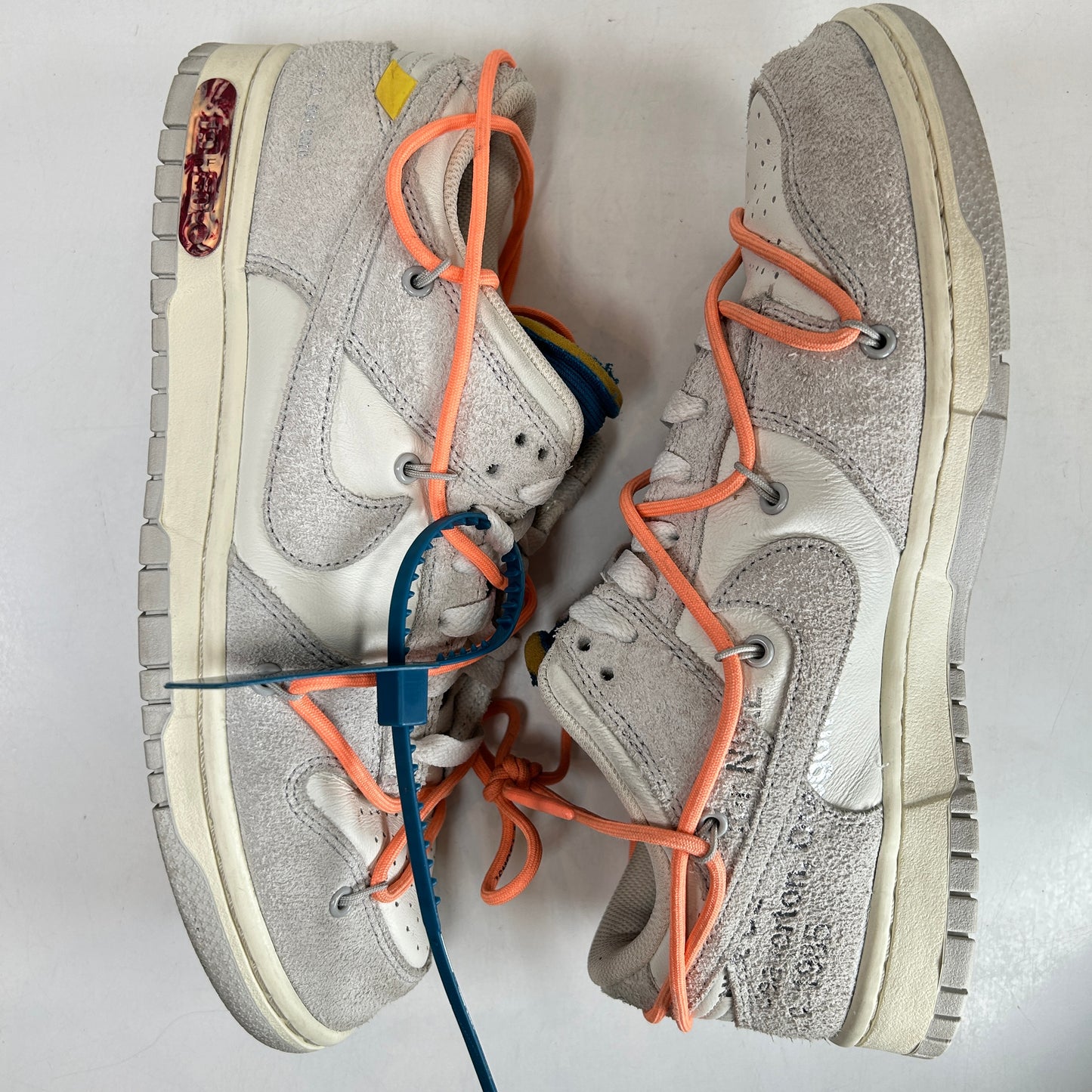 DJ0950 119 Nike Dunk Low Off-White Lot 19 [USED] - 8.5 M (Used)