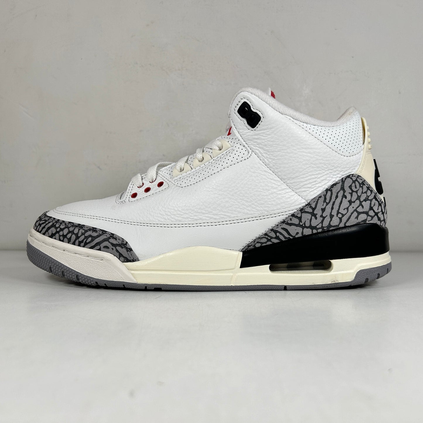 DN3707 100 Jordan 3 Retro White Cement Reimagined [USED] - 10 M (Used6)