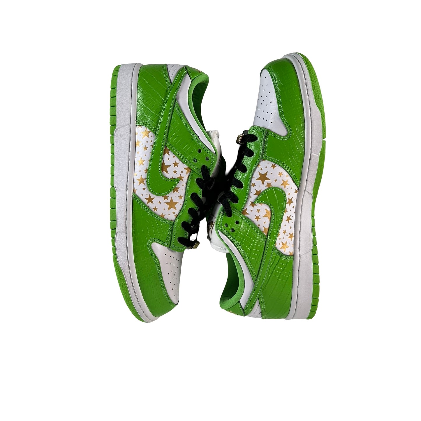 DH3228 101 Dunk SB Low Supreme Green [CONDITIONAL] - 9.5 M (Stain On Left Tongue)