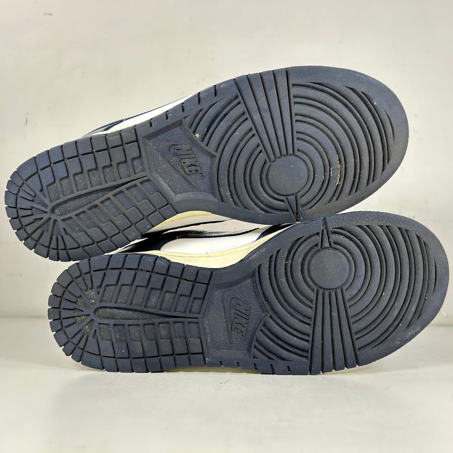 FN7197 100 Nike Dunk Low PRM Vintage Navy [USED] - 8 W (Used)